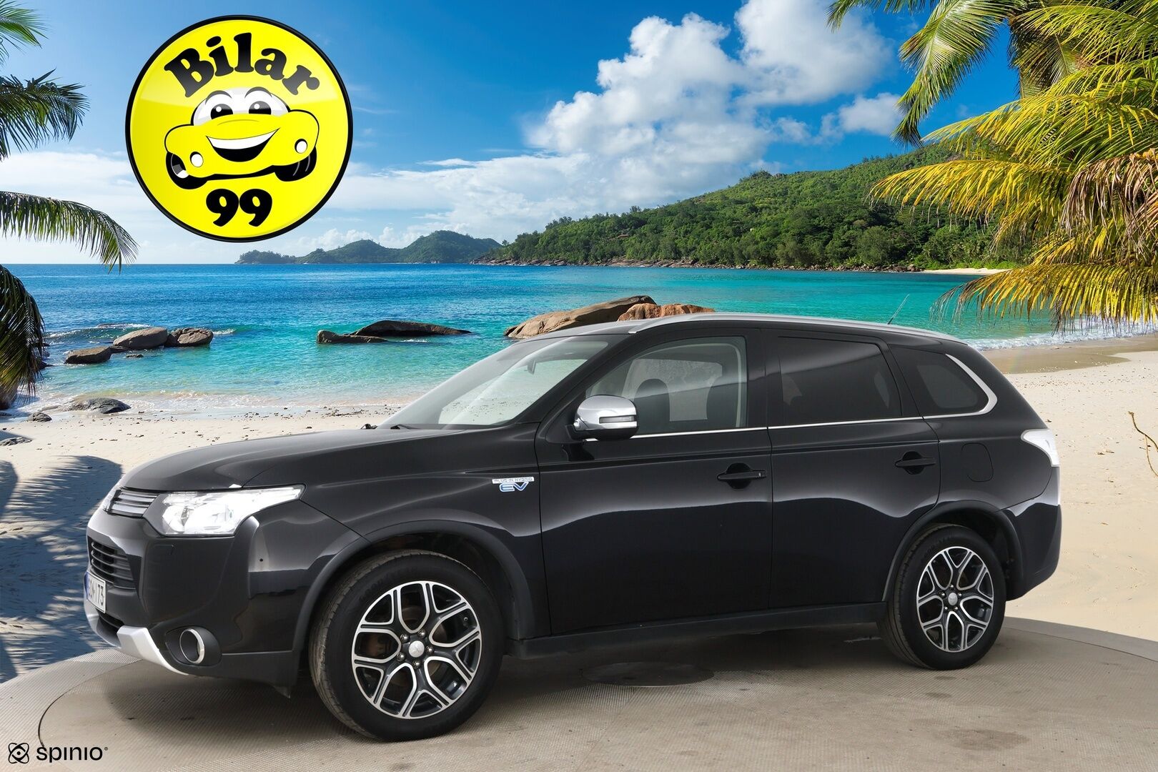 Mitsubishi OUTLANDER PHEV 2015 Instyle Navi / Adapt.Vak / Panorama / P-kamera / Koukku / NAVI / Sähköluukku - 2x renkaat omilla vanteilla / huippuvarusteet! - HULLUT AVAJAISHULINAT KORKOTARJOUS 3,29 %