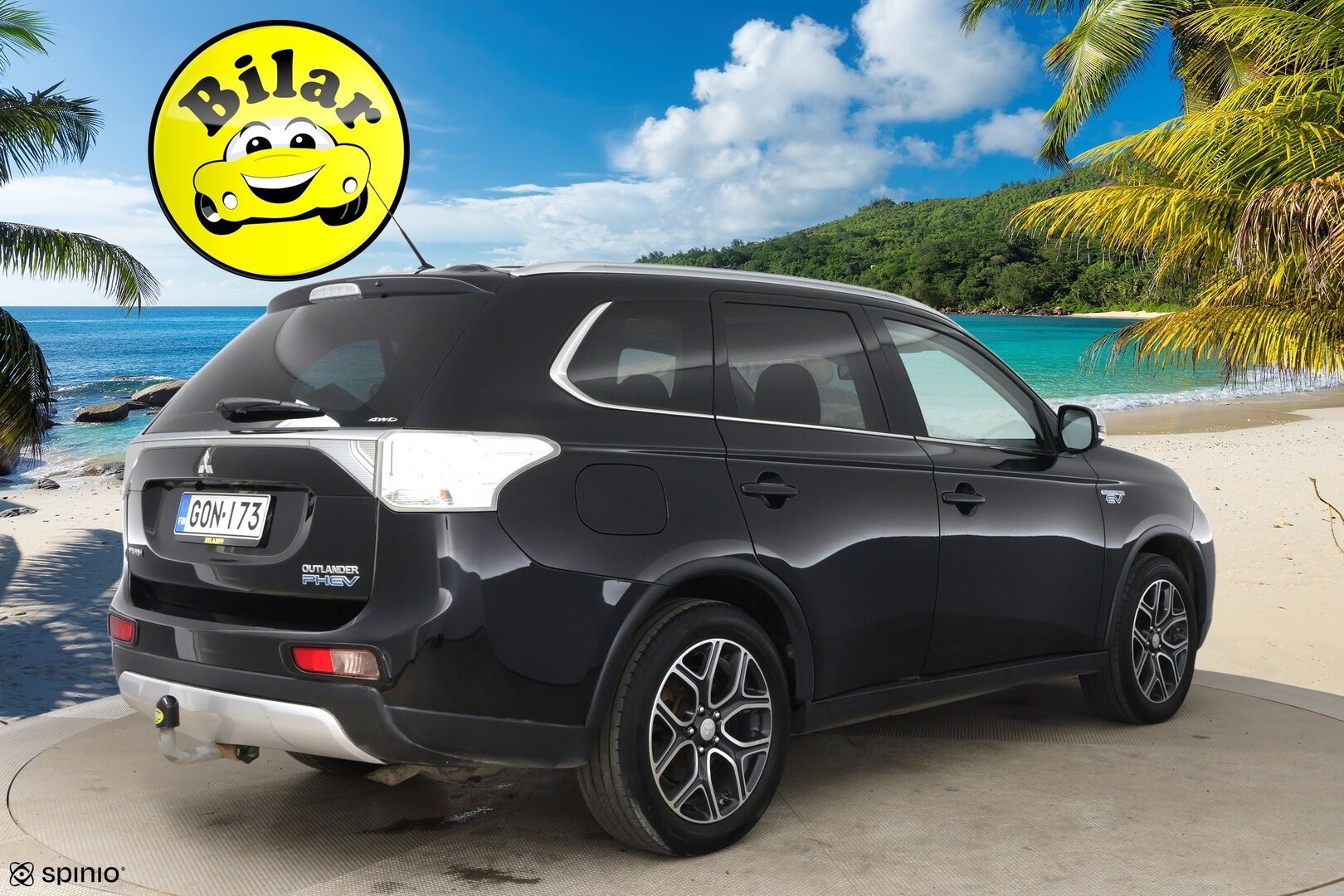 Mitsubishi OUTLANDER PHEV 2015 Instyle Navi -  Adapt.Vak | Panorama | P-kamera | Koukku | NAVI | Sähköluukku