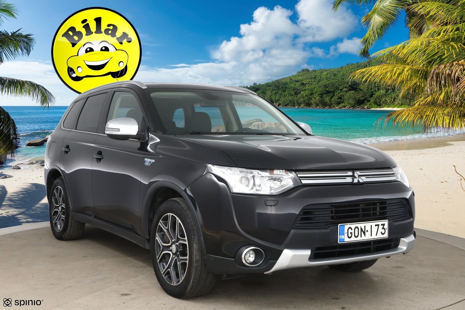 Mitsubishi OUTLANDER PHEV 2015 Instyle Navi -  Adapt.Vak | Panorama | P-kamera | Koukku | NAVI | Sähköluukku