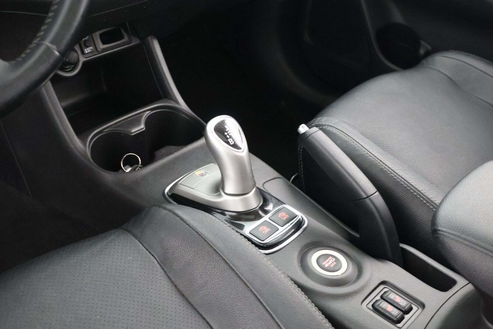 Mitsubishi OUTLANDER PHEV 2015 Instyle Navi -  Adapt.Vak | Panorama | P-kamera | Koukku | NAVI | Sähköluukku