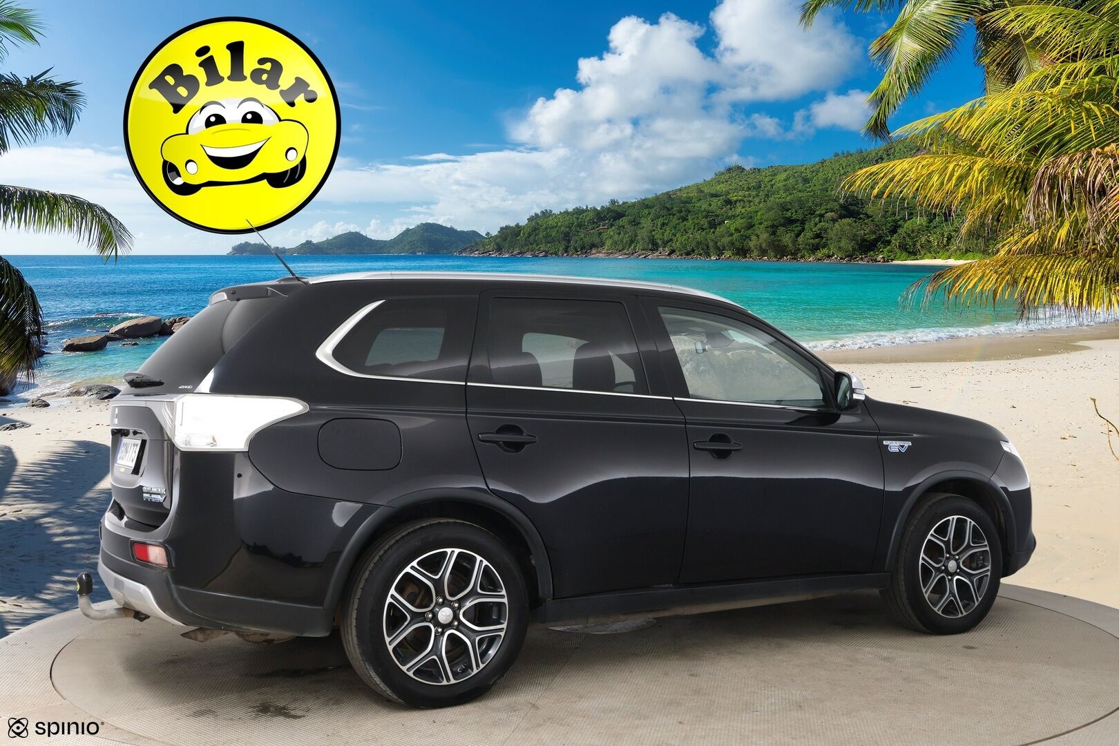Mitsubishi OUTLANDER PHEV 2015 Instyle Navi -  Adapt.Vak | Panorama | P-kamera | Koukku | NAVI | Sähköluukku