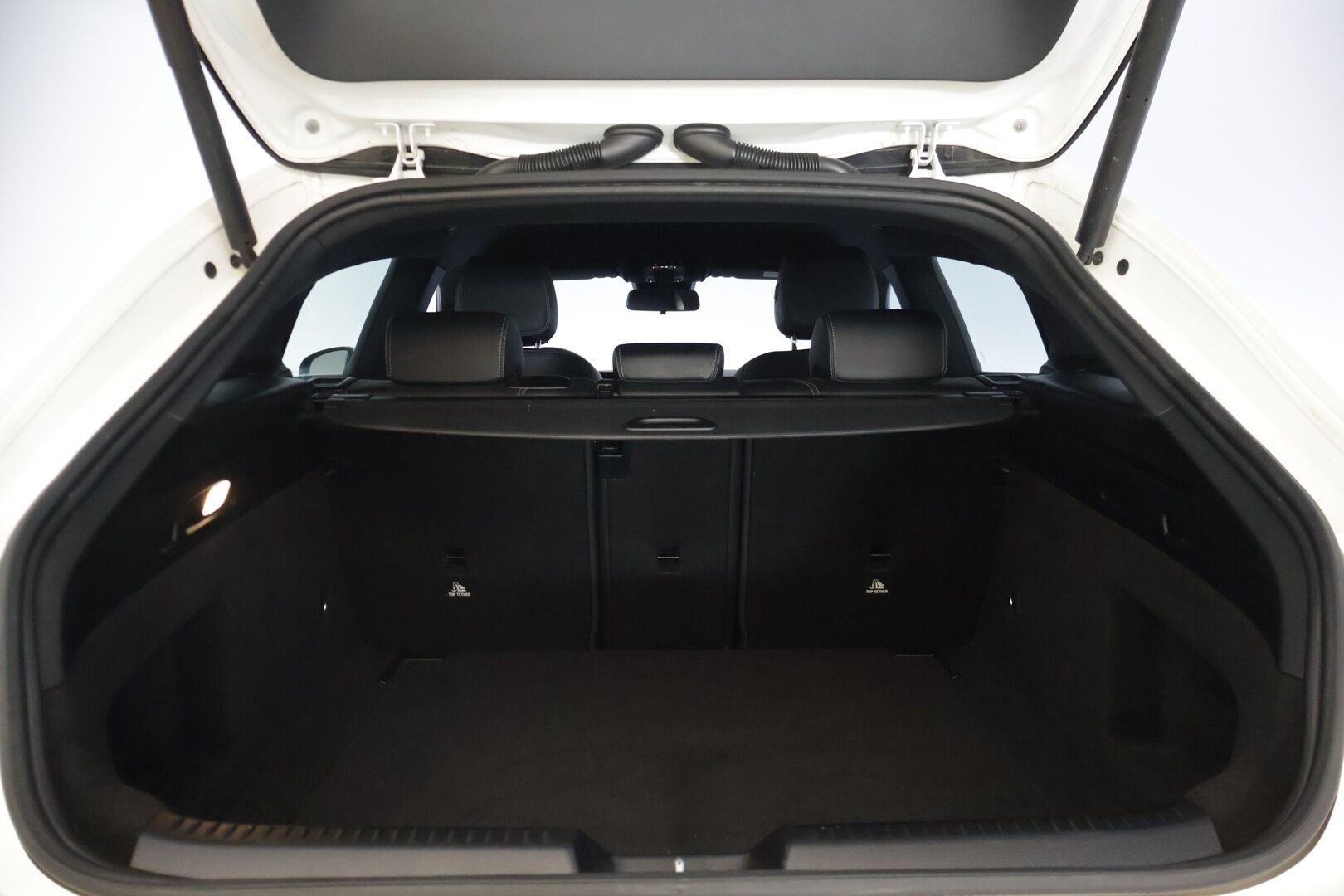 Mercedes-Benz CLA 2021 180 A Shooting Brake Business Progressive - | ACC | Navi | Keylessgo | P.Kamera | 2 renkaat & Vanteet | Suomi-auto | Digimittaristo | LED | Puolinahat |