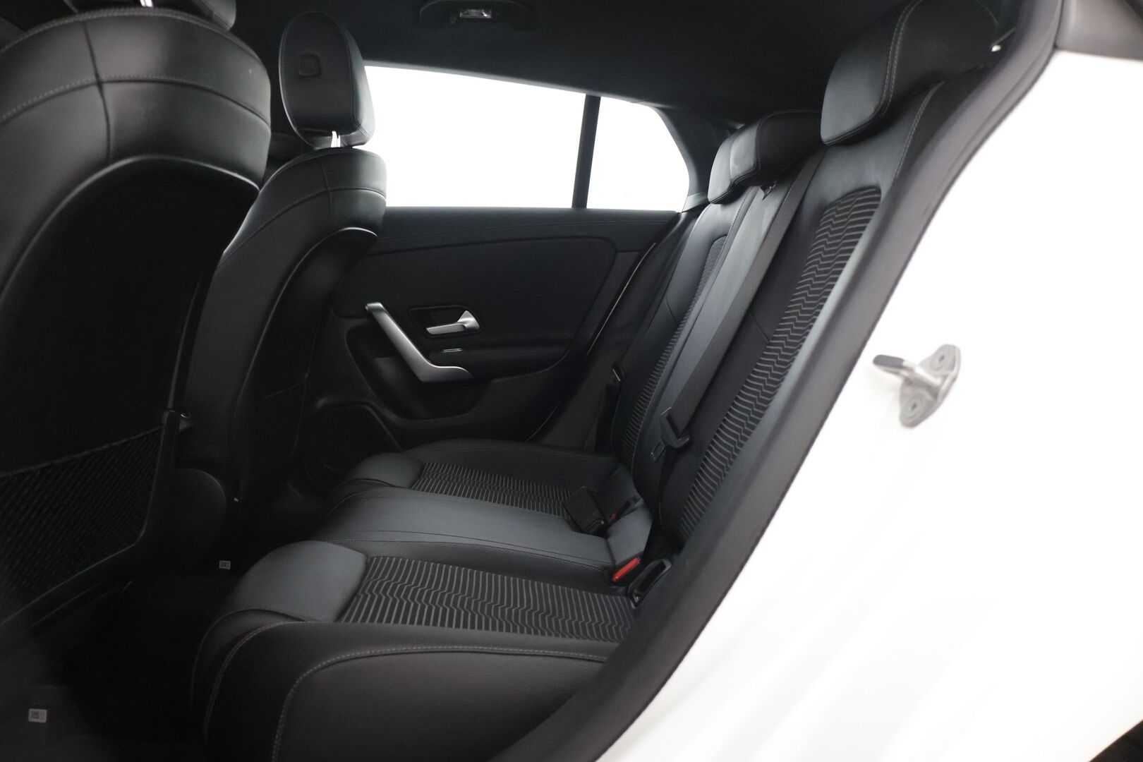 Mercedes-Benz CLA 2021 180 A Shooting Brake Business Progressive - | ACC | Navi | Keylessgo | P.Kamera | 2 renkaat & Vanteet | Suomi-auto | Digimittaristo | LED | Puolinahat |