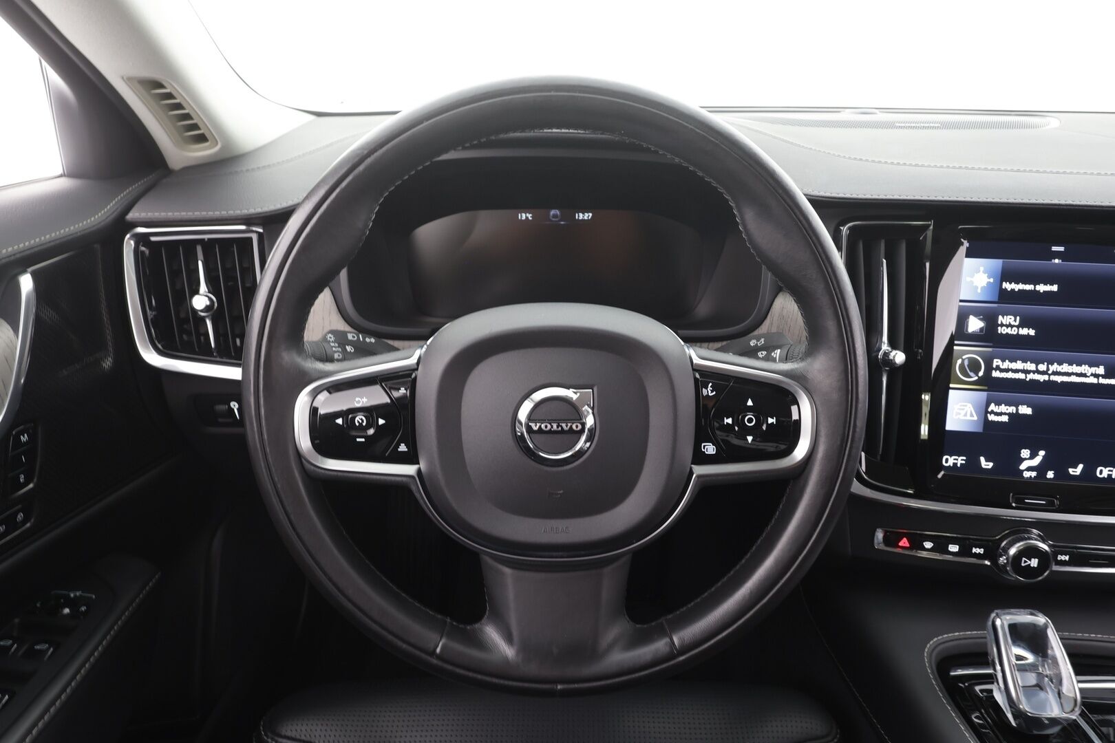 Volvo S90 2021 T8 TwE AWD Business Inscription aut - 1Om Suomiauto | Webasto | Harman&Kardon | ACC | 360-Kamera | Full LED | Ilmastoidut Sporttinahat | Lämmitettävä tuulilasi | ALV | SUPERVARUSTEET!
