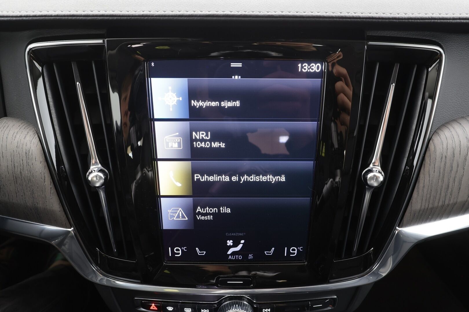 Volvo S90 2021 T8 TwE AWD Business Inscription aut - 1Om Suomiauto | Webasto | Harman&Kardon | ACC | 360-Kamera | Full LED | Ilmastoidut Sporttinahat | Lämmitettävä tuulilasi | ALV | SUPERVARUSTEET!