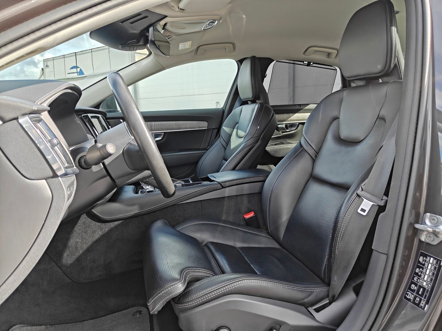 Volvo S90 2021 T8 TwE AWD Business Inscription aut * ACC / H&K / Sähkösäätöiset ilmastoidut istuimet muistilla / 360 / TULOSSA *