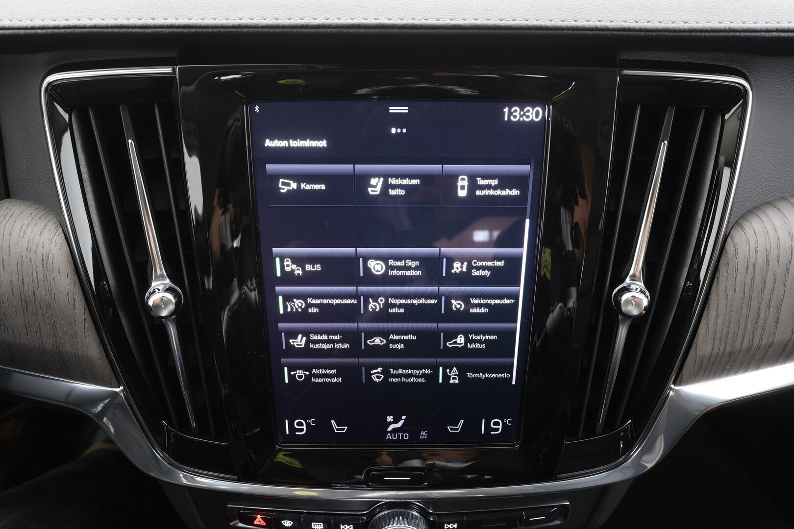 Volvo S90 2021 T8 TwE AWD Business Inscription aut - 1Om Suomiauto | Webasto | Harman&Kardon | ACC | 360-Kamera | Full LED | Ilmastoidut Sporttinahat | Lämmitettävä tuulilasi | ALV | SUPERVARUSTEET!