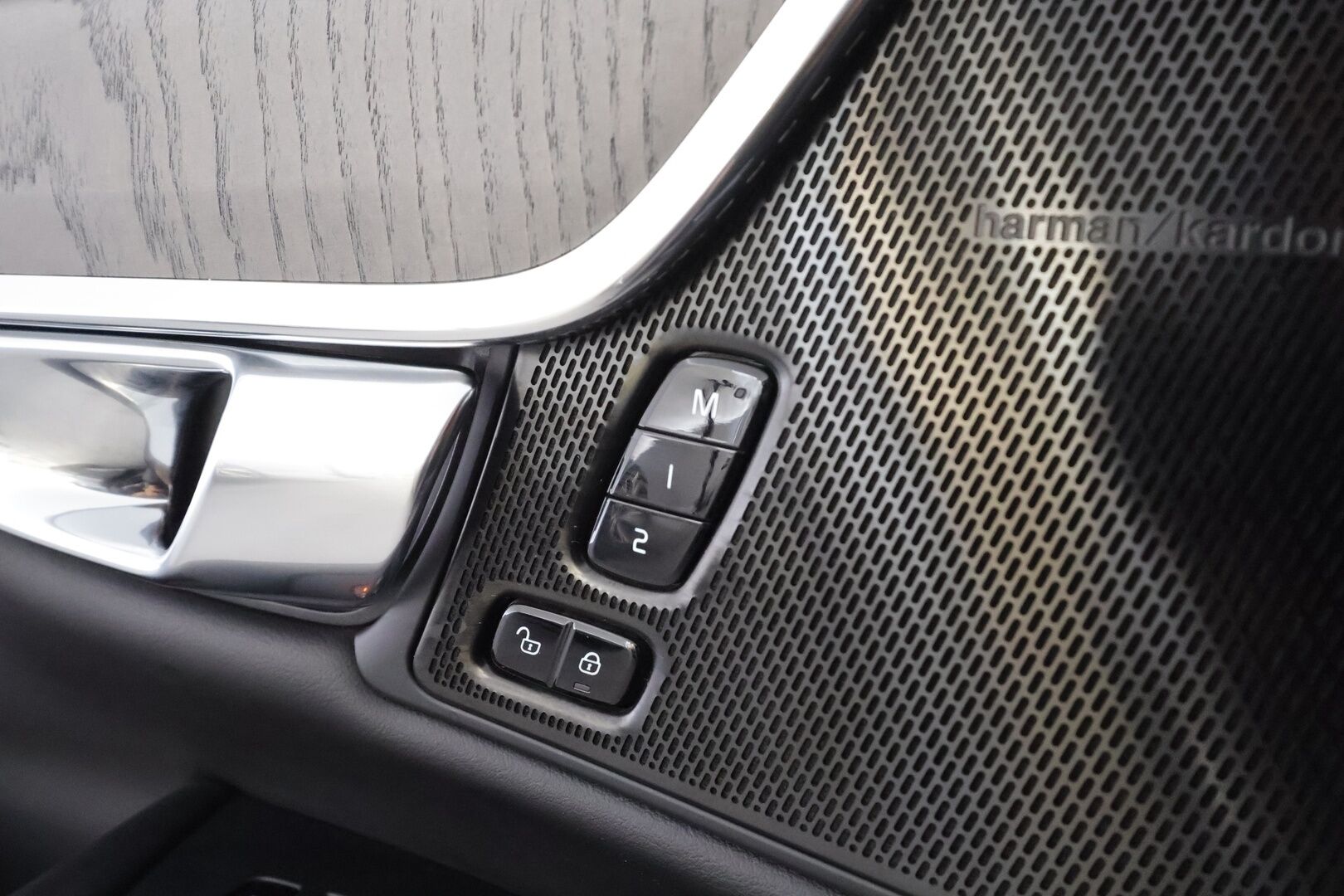 Volvo S90 2021 T8 TwE AWD Business Inscription aut - 1Om Suomiauto | Webasto | Harman&Kardon | ACC | 360-Kamera | Full LED | Ilmastoidut Sporttinahat | Lämmitettävä tuulilasi | ALV | SUPERVARUSTEET!