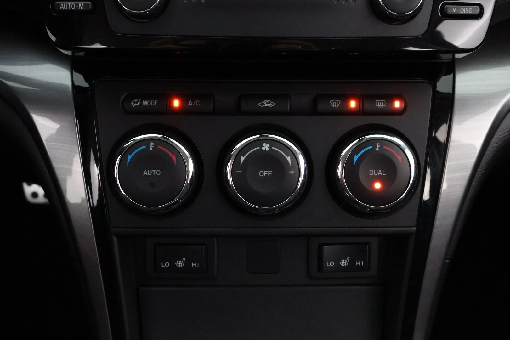 Mazda 6 2013 Sport Wagon 2,0 Exclusive 6MT 5ov WL4 * Bose Sound / Vakkari / Lohkolämmitin / Peruutustutkat