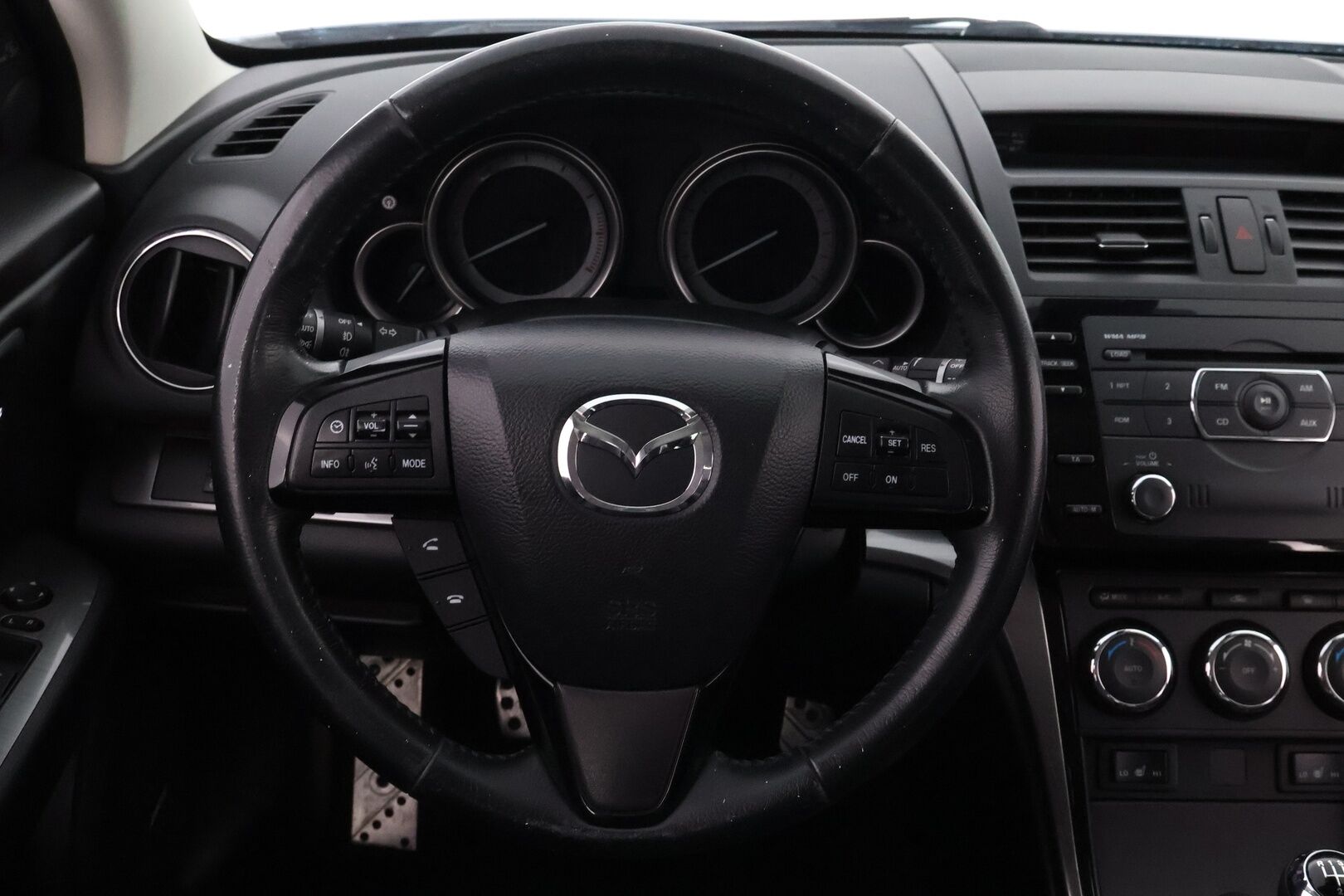 Mazda 6 2013 Sport Wagon 2,0 Exclusive 6MT 5ov WL4 * Bose Sound / Vakkari / Lohkolämmitin / Peruutustutkat