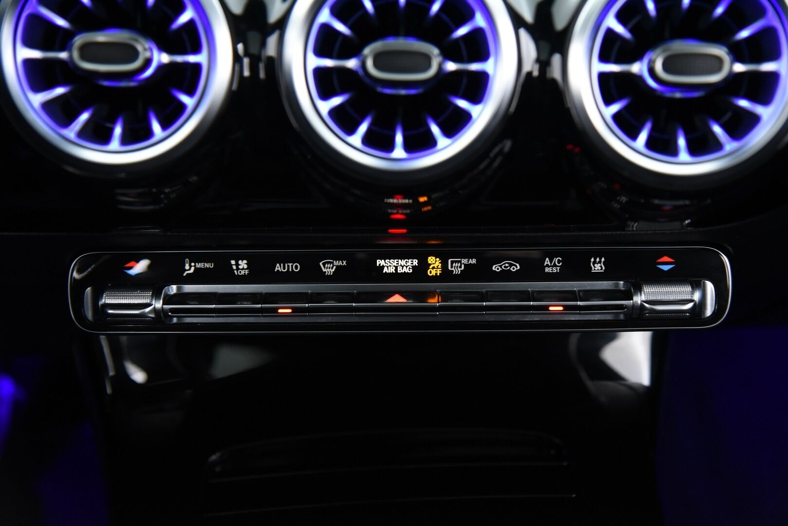 Mercedes-Benz CLA 2021 250 e A Shooting Brake Business Progressive EQ Power / Panorama / Muistipenkit / Widescreen / Vakkari / P.kamera - 1-Omisteinen Suomi-auto / SOH 95,5% / Navi / Tutkat / Juuri huollettu!