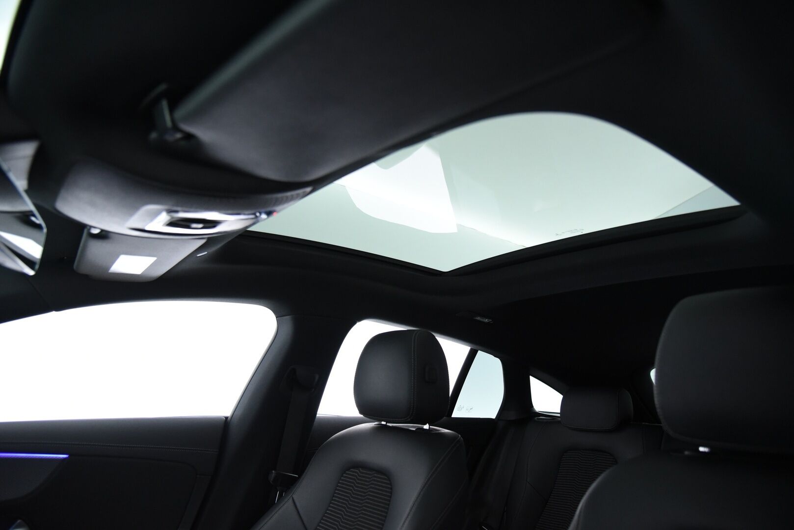 Mercedes-Benz CLA 2021 250 e A Shooting Brake Business Progressive EQ Power / Panorama / Muistipenkit / Widescreen / Vakkari / P.kamera - 1-Omisteinen Suomi-auto / SOH 95,5% / Navi / Tutkat / Juuri huollettu!