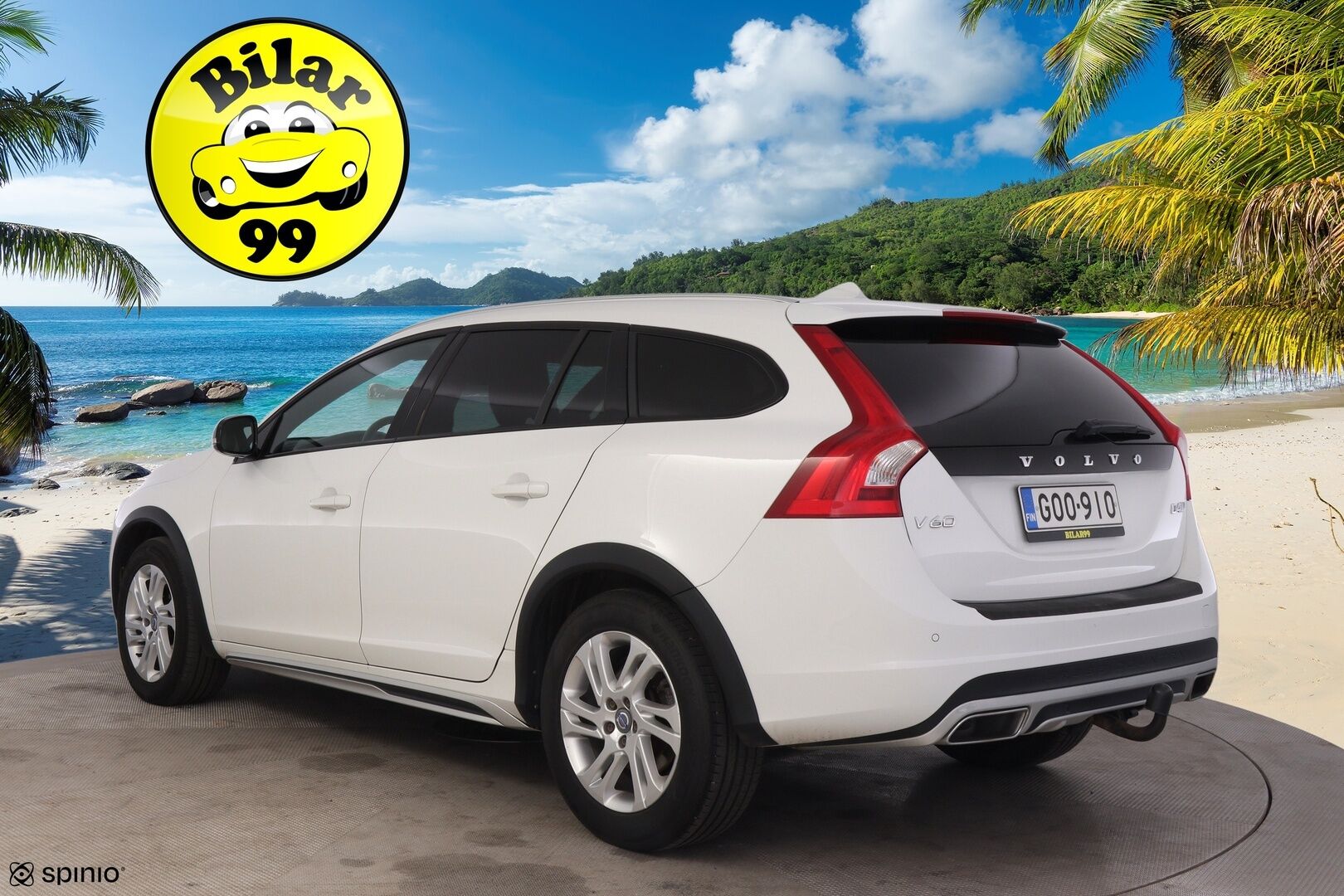 Volvo V60 Cross Country 2018 D4 AWD Business Momentum *Webasto / Navigointi / Vakkari / P.tutka / Puolinahat / Vetokoukku* - High Performance Audio / Sensus Navigointi / Puhdas historia / Seuraava katsastus 11/26