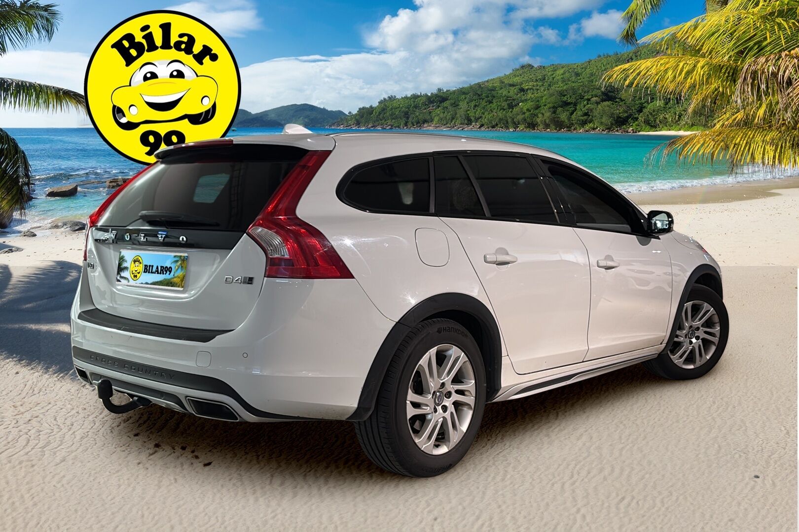 Volvo V60 Cross Country 2018 D4 AWD Business Momentum *Webasto / Navigointi / Vakkari / P.tutka / Puolinahat / Vetokoukku* - High Performance Audio / Sensus Navigointi / Puhdas historia / Seuraava katsastus 11/26