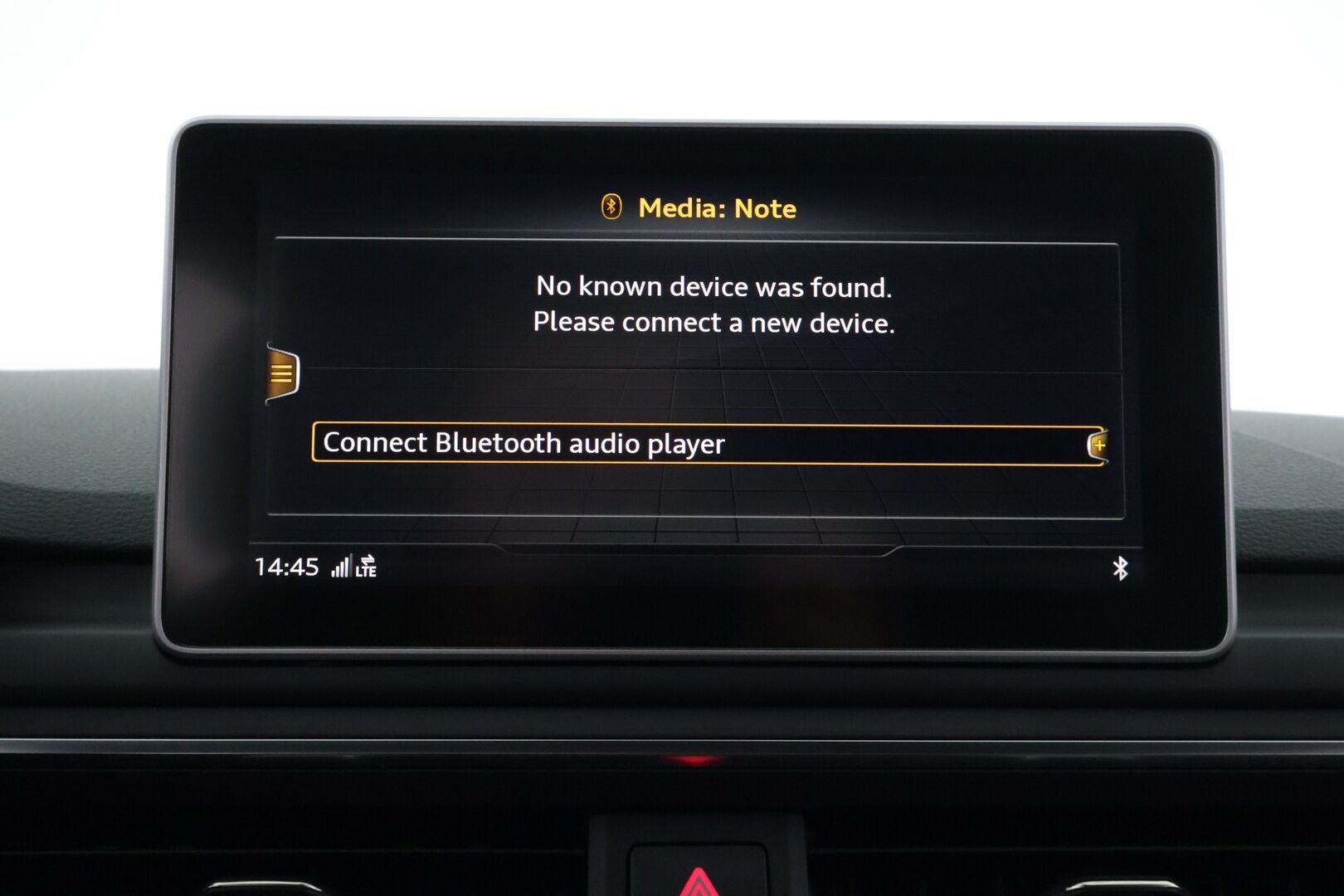 Audi A4 allroad quattro 2017 Business 2,0 TFSI 185 kW quattro S tronic * Adapt. Cruise / B&O-sound / Sähköpenkit / Webasto / APP-Connect / Koukku * - * Kahdet renkaat / Särmä huoltohistoria *