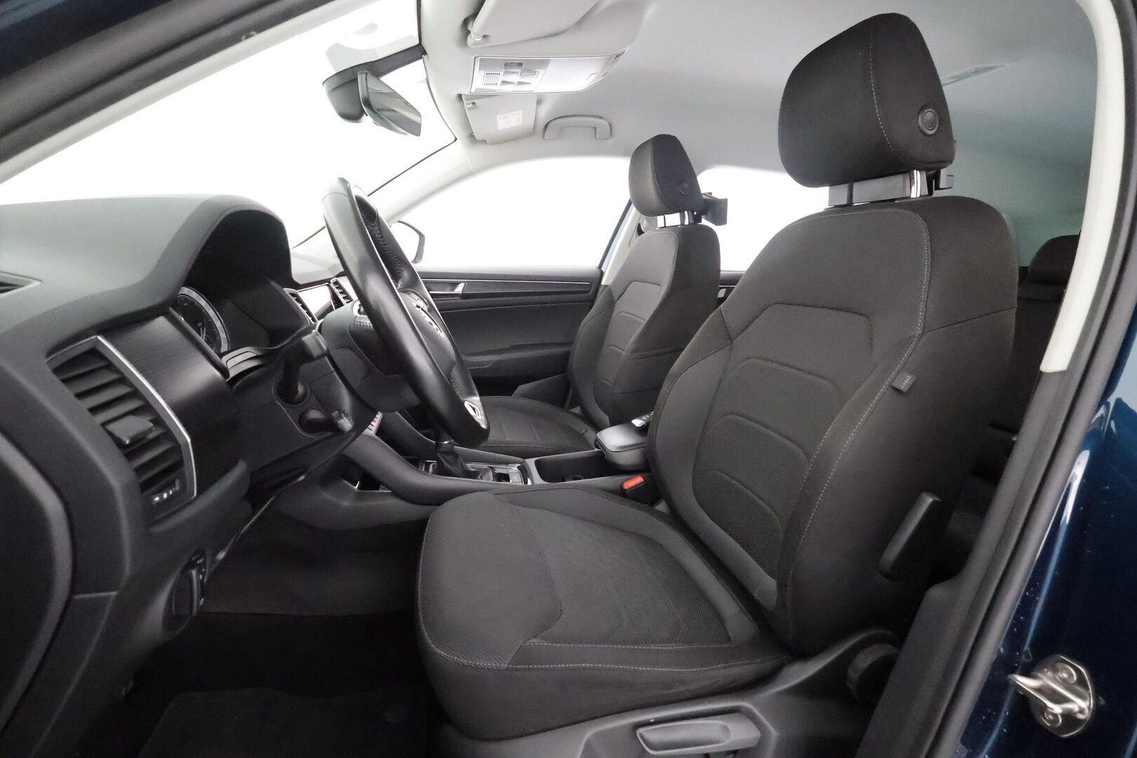 Skoda Kodiaq 2021 1,5 TSI ACT Ambition BusinessLine - | Webasto | Koukku | ACC | LED | P.tutkat | Navi | Ratinlämmitys | Keyless | 1-om Suomi-auto | Kahdet renkaat | Merkkihuollot | 
