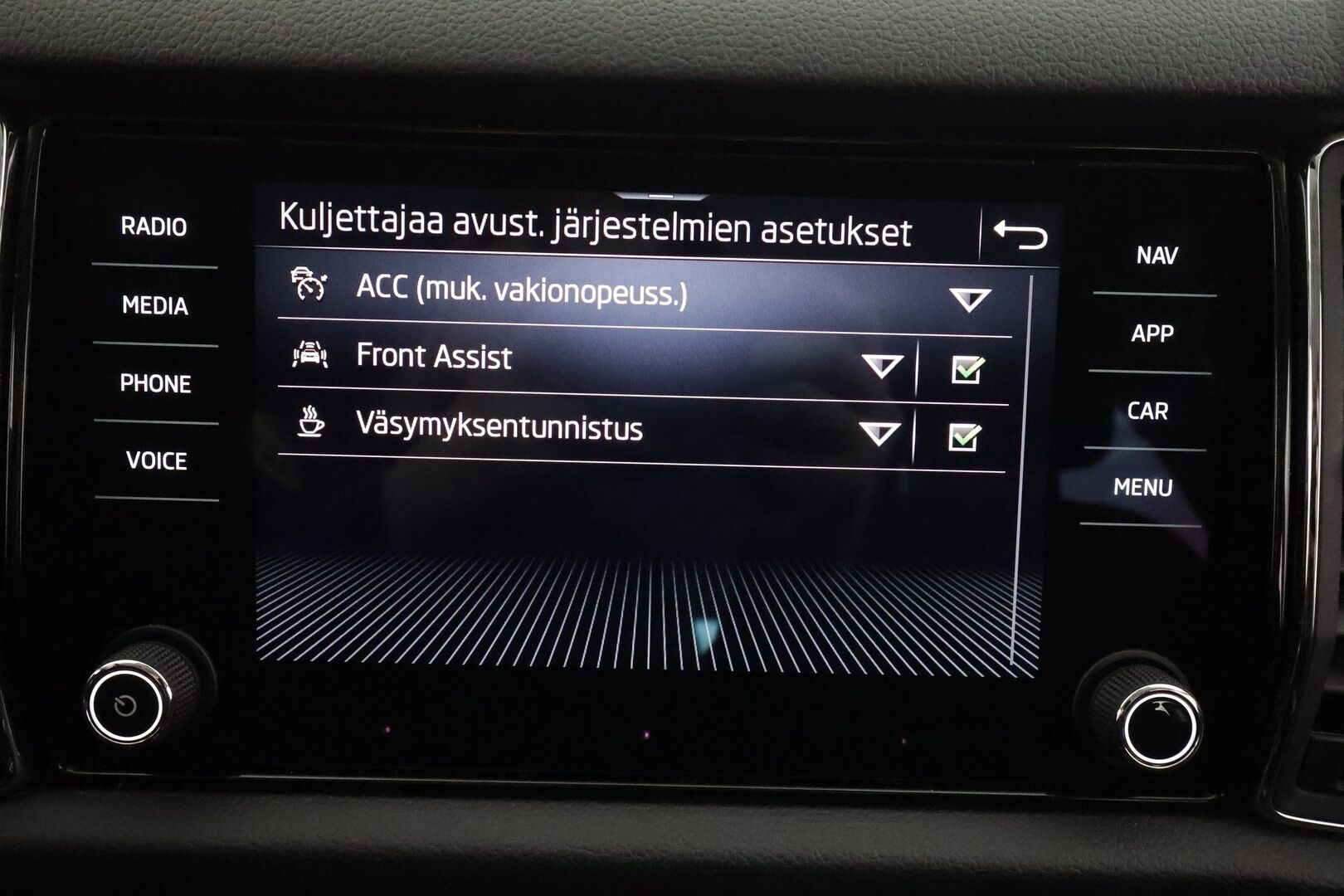 Skoda Kodiaq 2021 1,5 TSI ACT Ambition BusinessLine - | Webasto | Koukku | ACC | LED | P.tutkat | Navi | Ratinlämmitys | Keyless | 1-om Suomi-auto | Kahdet renkaat | Merkkihuollot | 