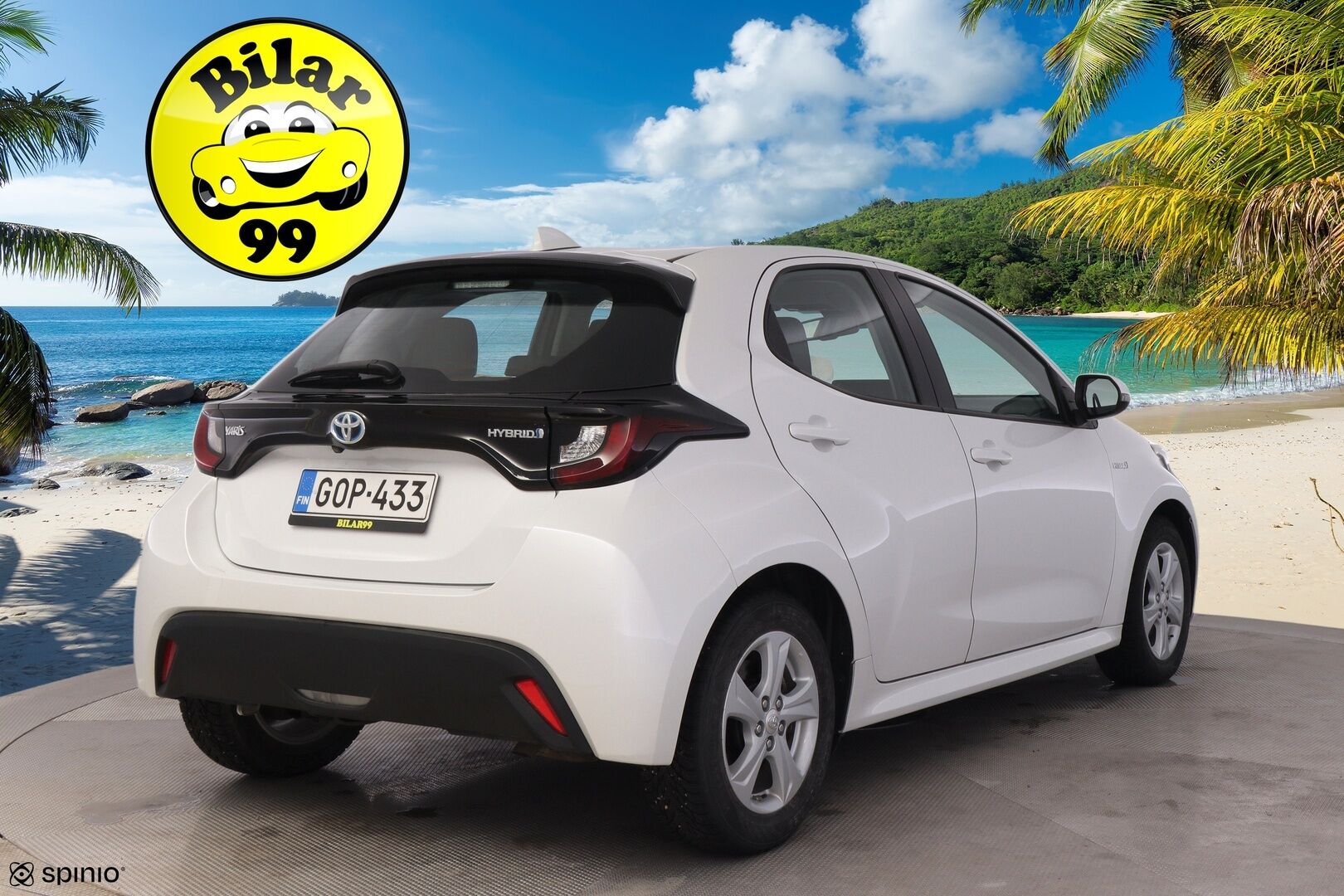 Toyota Yaris 2021 1,5 Hybrid Active * Plus paketti / ACC / Keyless Go / Navi / P. Kamera / Ratinlämmitin / Kaukovaloautomatiikka* - Helmiäisvalkoinen metalliväri / Suomi-auto / 2 Hyvät renkaat alumiiinivanteilla  / Merkkihuollettu