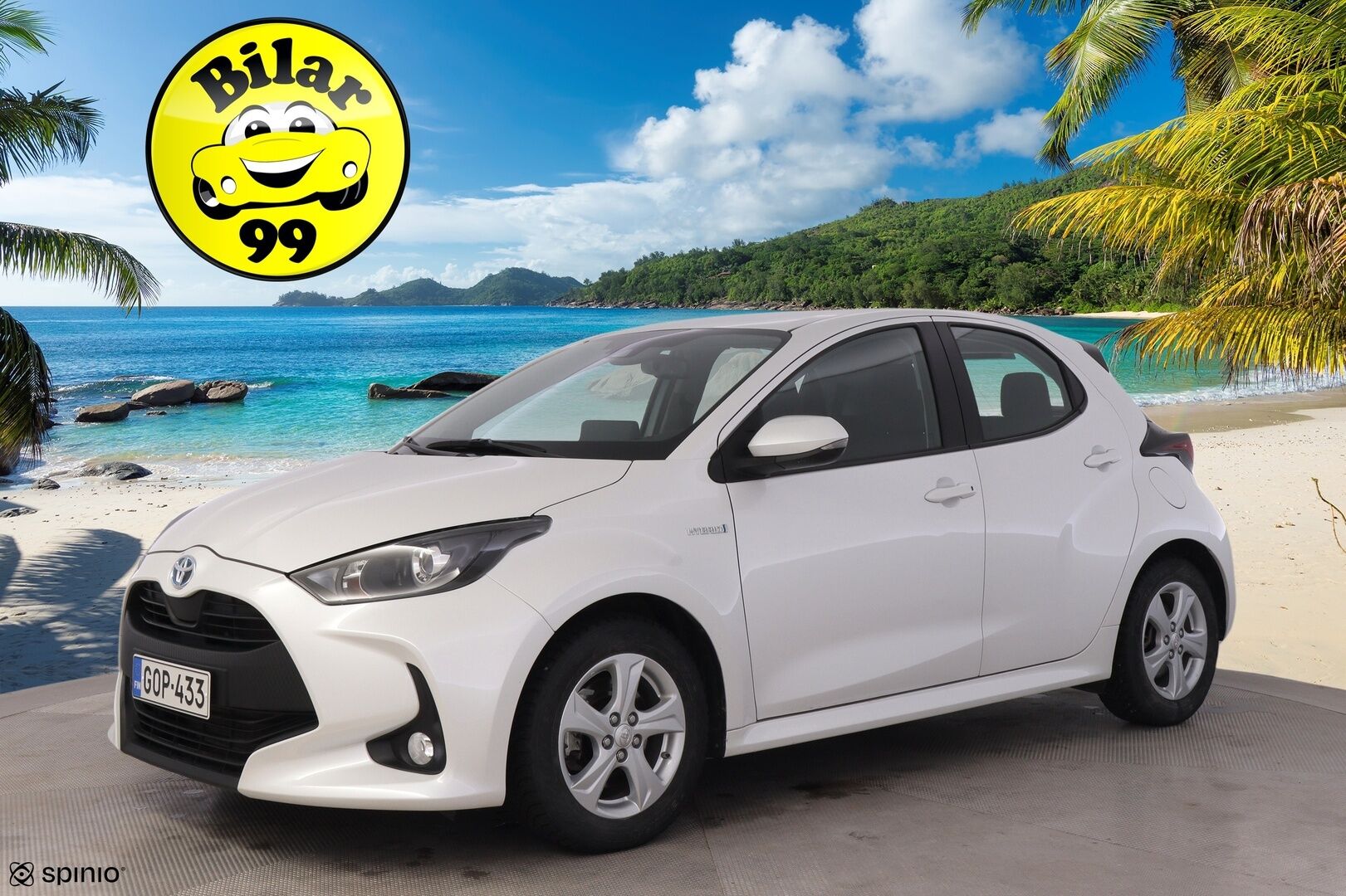 Toyota Yaris 2021 1,5 Hybrid Active * Plus paketti / ACC / Keyless Go / Navi / P. Kamera / Ratinlämmitin / Kaukovaloautomatiikka* - Helmiäisvalkoinen metalliväri / Suomi-auto / 2 Hyvät renkaat alumiiinivanteilla  / Merkkihuollettu