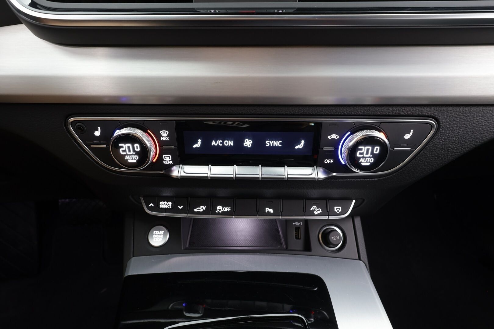 Audi Q5 2021 S line 55 TFSI e 270 kW quattro S tronic Electrified Edition - | ACC | Koukku | Ilma-alusta | Matrix-LED | P.kamera | Sporttipenkit | Keyless | Apple&Android | 1.Om Suomi-auto | Kahdet Renkaat |