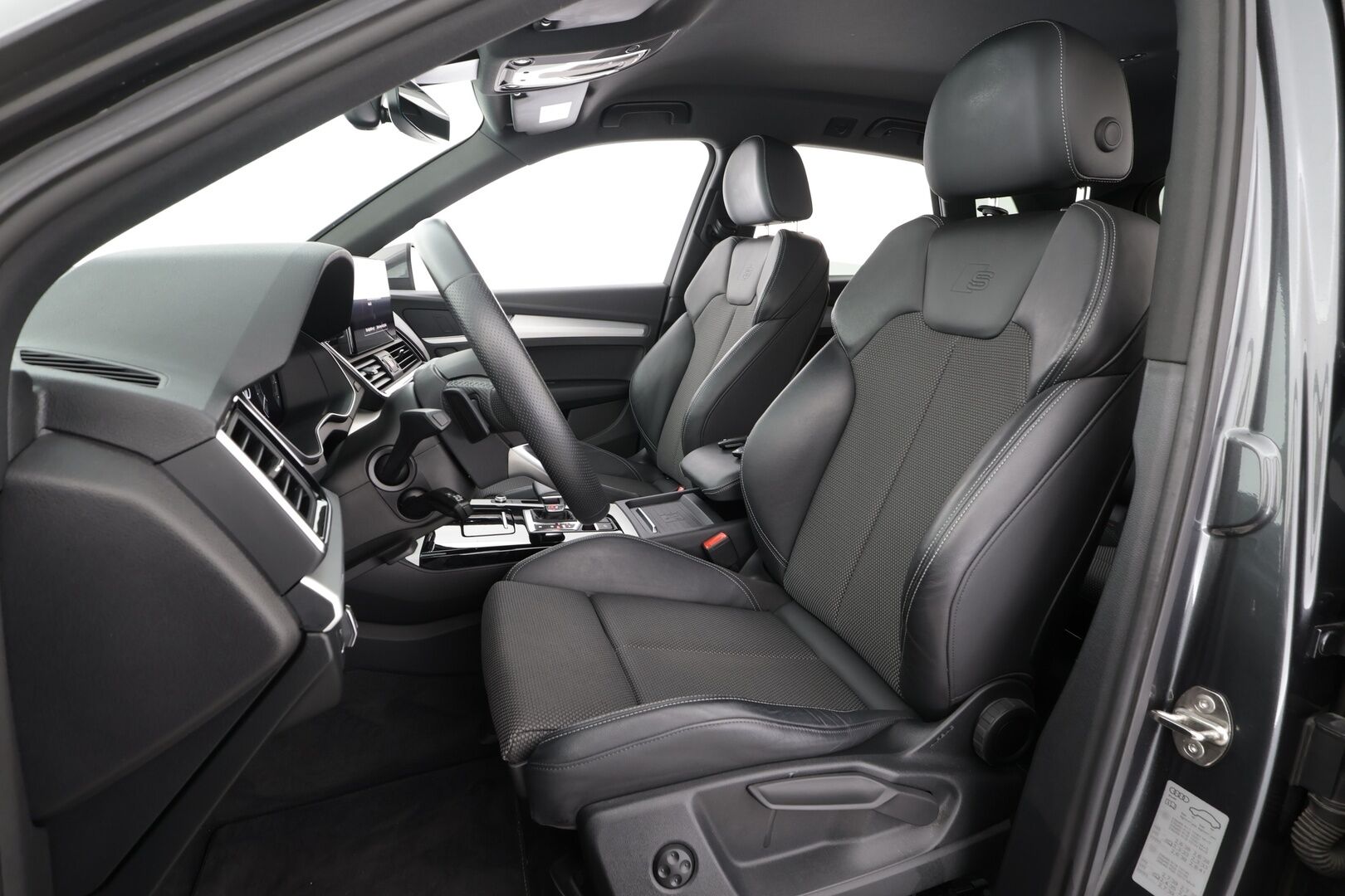 Audi Q5 2021 S line 55 TFSI e 270 kW quattro S tronic Electrified Edition - | ACC | Koukku | Ilma-alusta | Matrix-LED | P.kamera | Sporttipenkit | Keyless | Apple&Android | 1.Om Suomi-auto | Kahdet Renkaat |