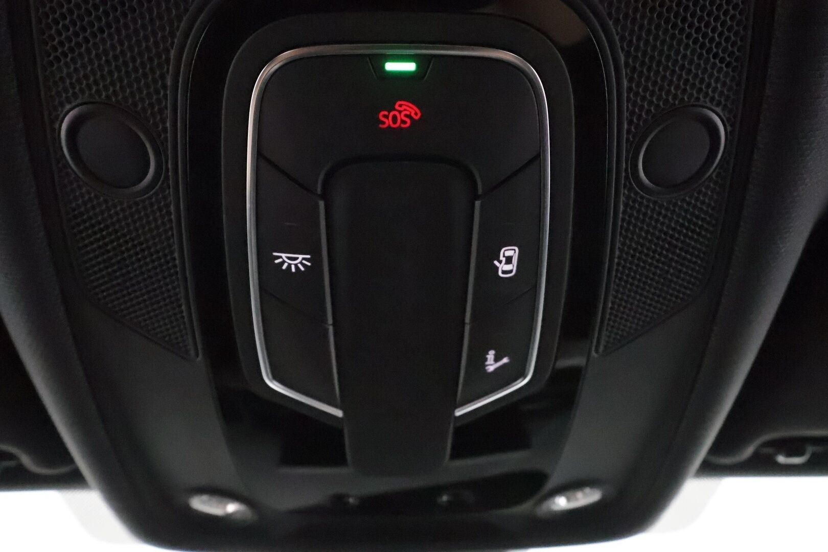 Audi A4 2021 Avant Business S line 40 TFSI MHEV quattro ** Webasto / Bang & Olufsen / Adapt.Vakkari /  P.kamera / Black Optic ** - Talvivarusteet / Suomi-auto / Digimittaristo / Vetokoukku / Matrix Led /