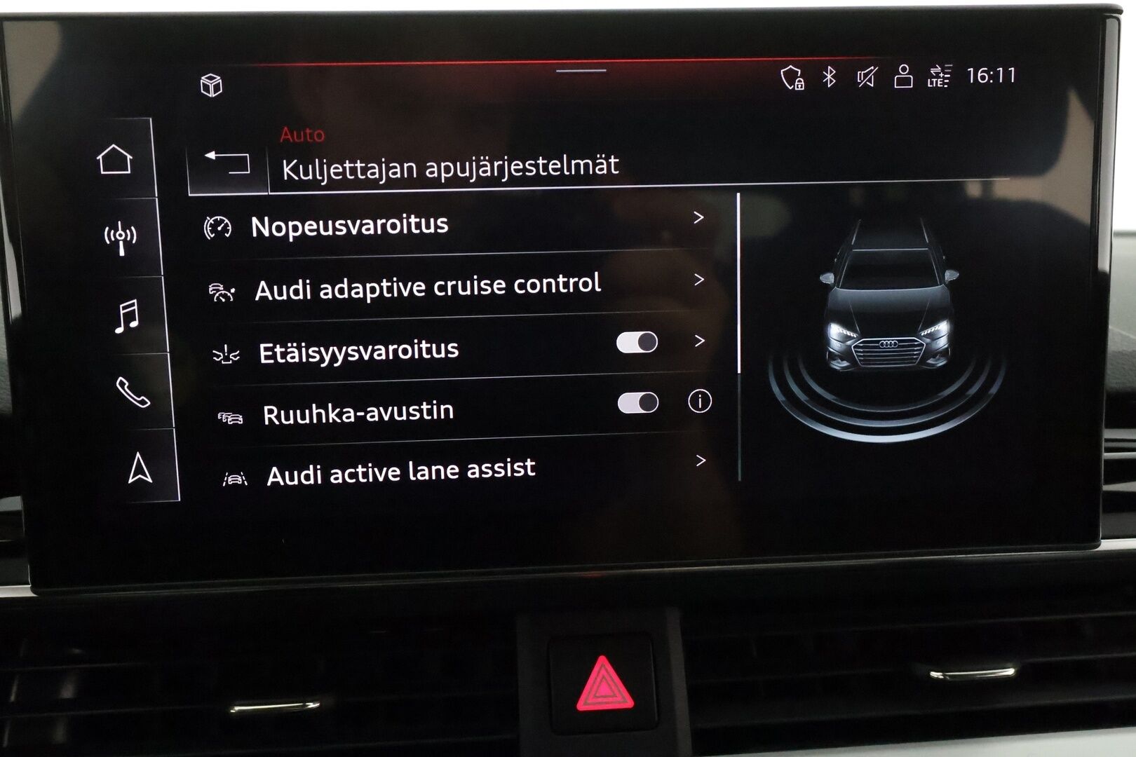 Audi A4 2021 Avant Business S line 40 TFSI MHEV quattro ** Webasto / Koukku / Adapt.Vakkari / Matrix-LED / P.kamera / Sportpenkit ** - 3,99 % KORKOTARJOUS TÄHÄN AUTOON - Suomi-auto / Kahdet Renkaat