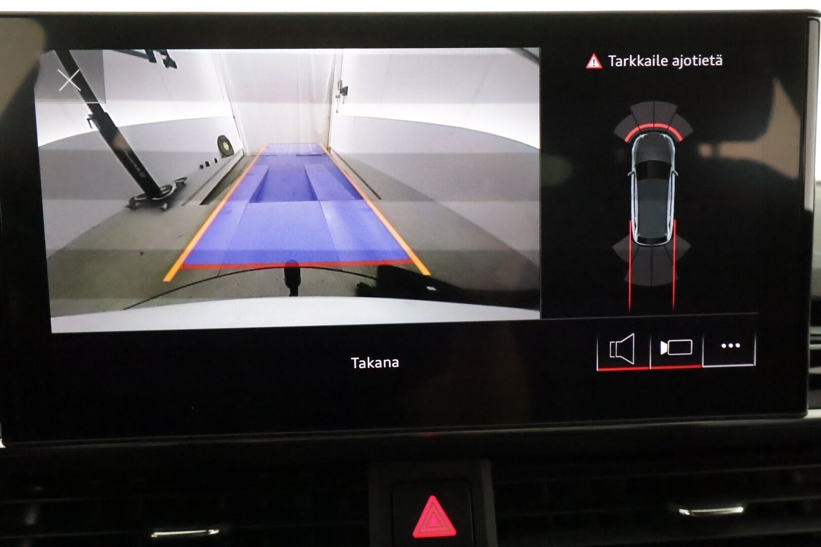 Audi A4 2021 Avant Business S line 40 TFSI MHEV quattro ** Webasto / Bang & Olufsen / Adapt.Vakkari /  P.kamera / Black Optic ** - Talvivarusteet / Suomi-auto / Digimittaristo / Vetokoukku / Matrix Led /