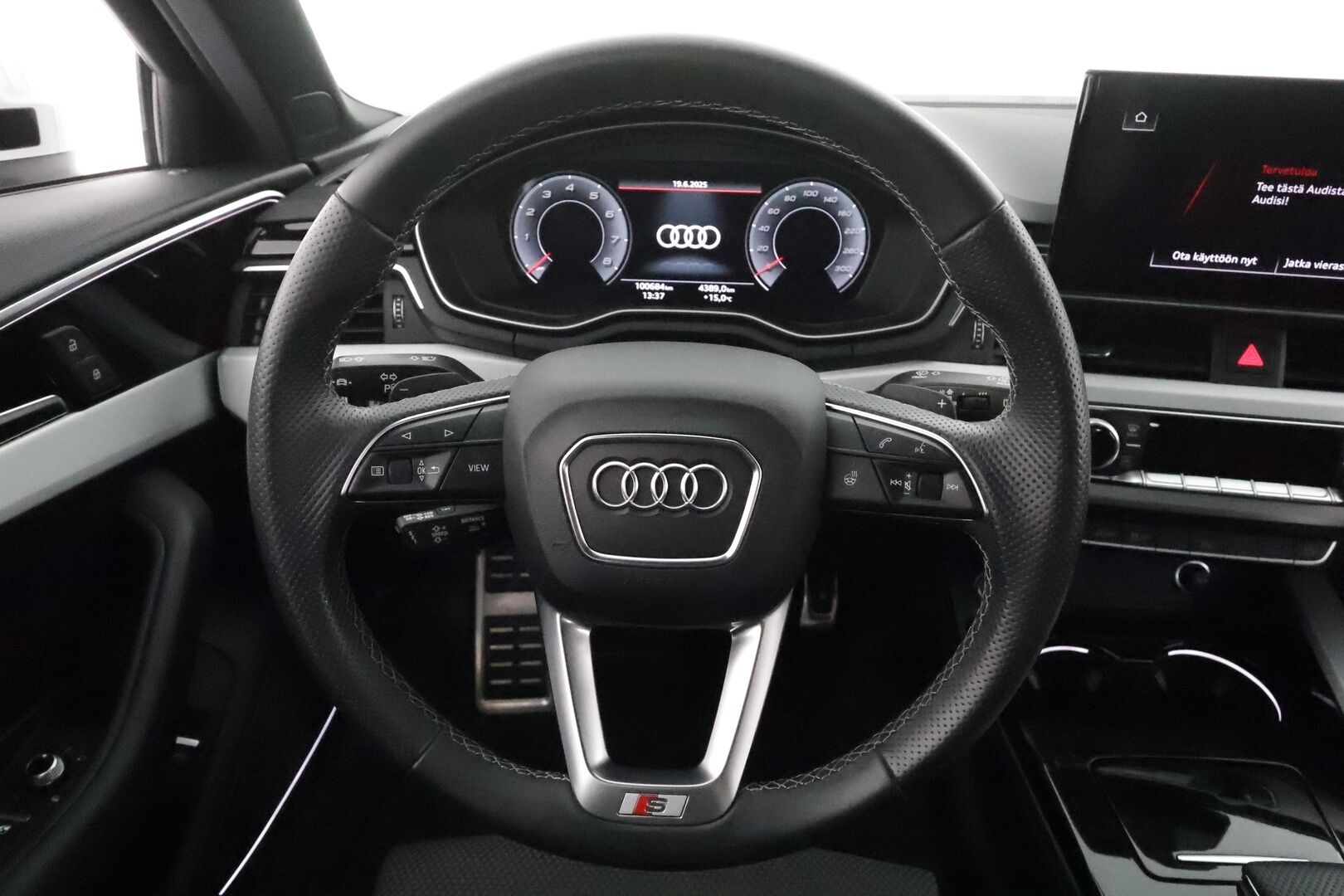 Audi A4 2021 Avant Business S line 40 TFSI 150 kW MHEV quattro S tronic / Adapt.vakkari / B&O / Webasto / Koukku / P.kamera / TULOSSA // - 3,99 % KORKOTARJOUS TÄHÄN AUTOON - 