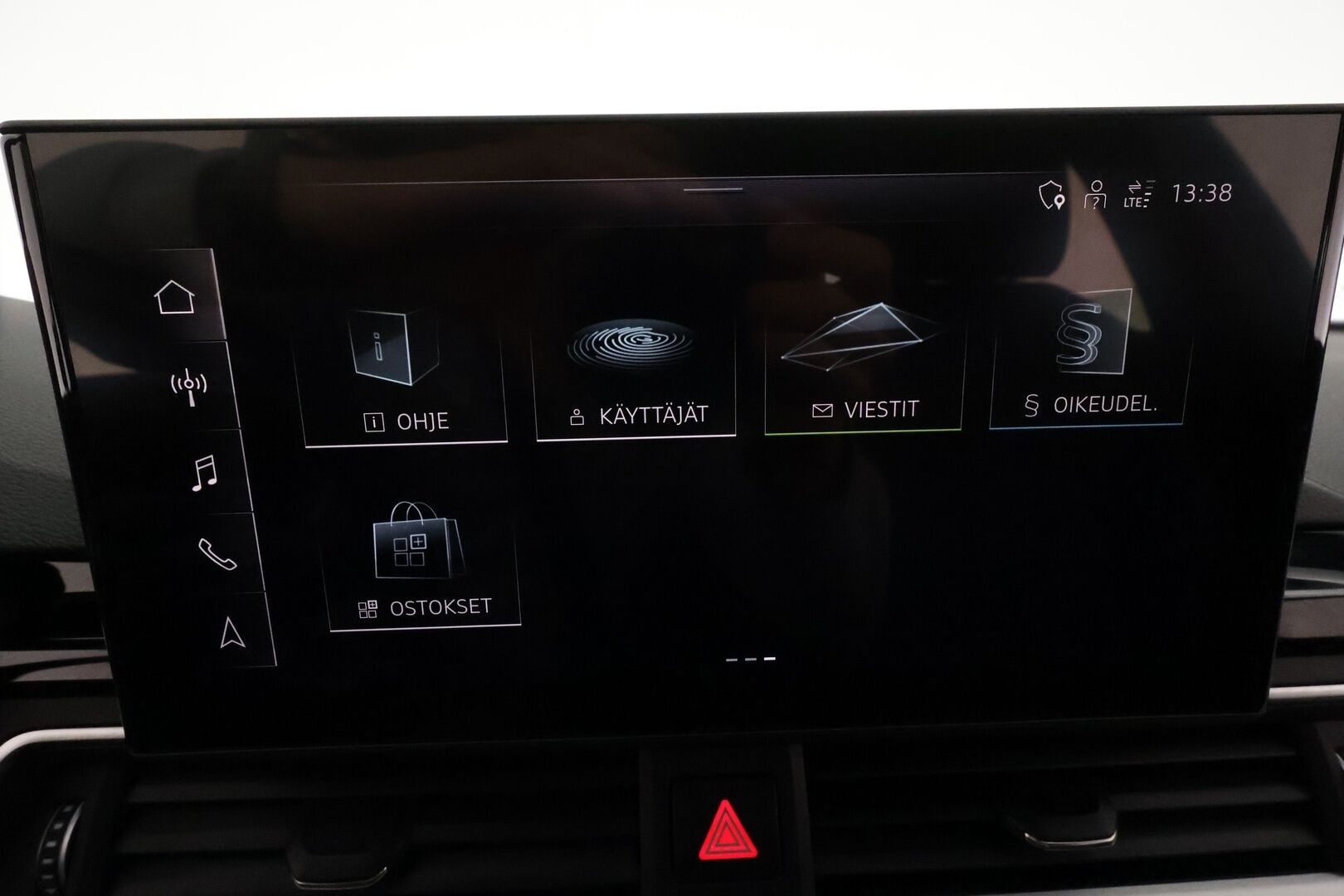 Audi A4 2021 Avant Business S line 40 TFSI 150 kW MHEV quattro S tronic / Adapt.vakkari / B&O / Webasto / Koukku / P.kamera / TULOSSA // - 3,99 % KORKOTARJOUS TÄHÄN AUTOON - 