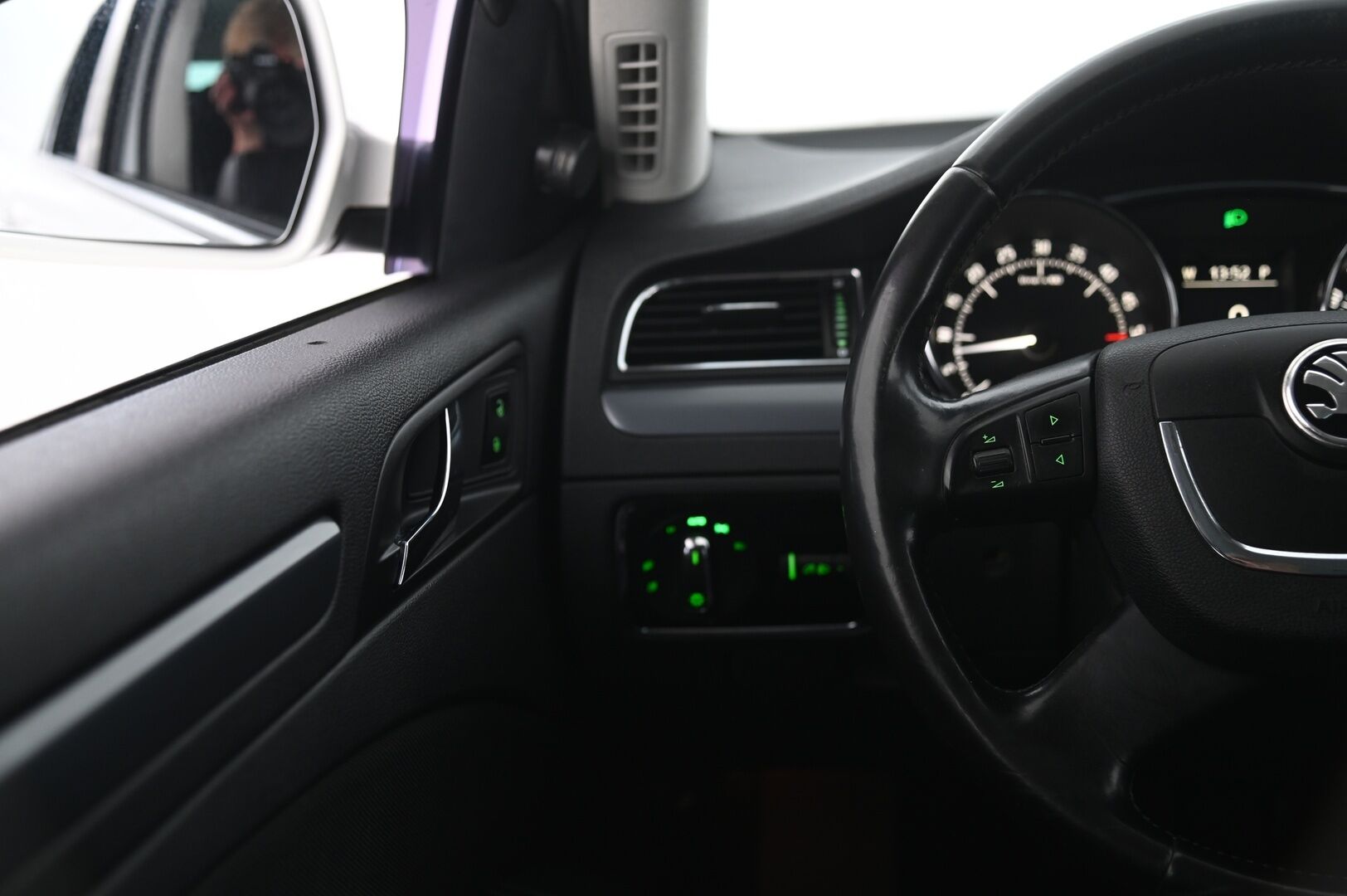 Skoda Superb 2012 Combi 2,0 TDI 140 Comfort Business DSG Autom.