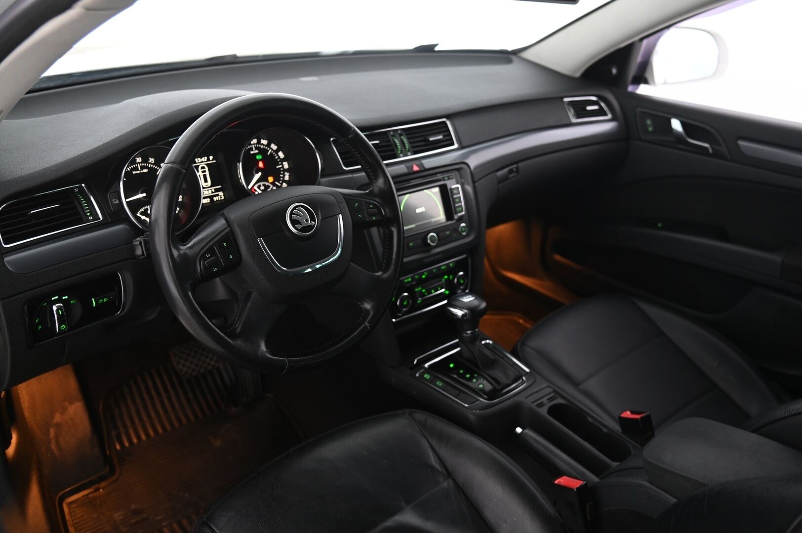 Skoda Superb 2012 Combi 2,0 TDI 140 Comfort Business DSG Autom.