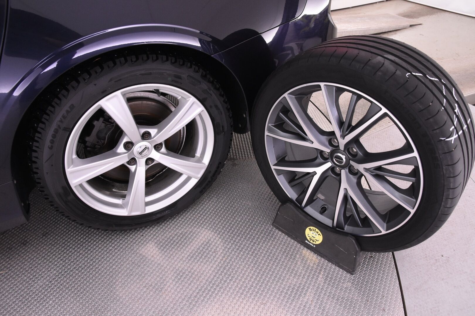 Volvo V90 2019 T8 AWD Inscription aut. - / HUD ! / Webasto ! / ACC ! / BLIS ! / P.Kamera ! / Muistipenkit !  / Koukku ! / Merkkihuollettu ! /