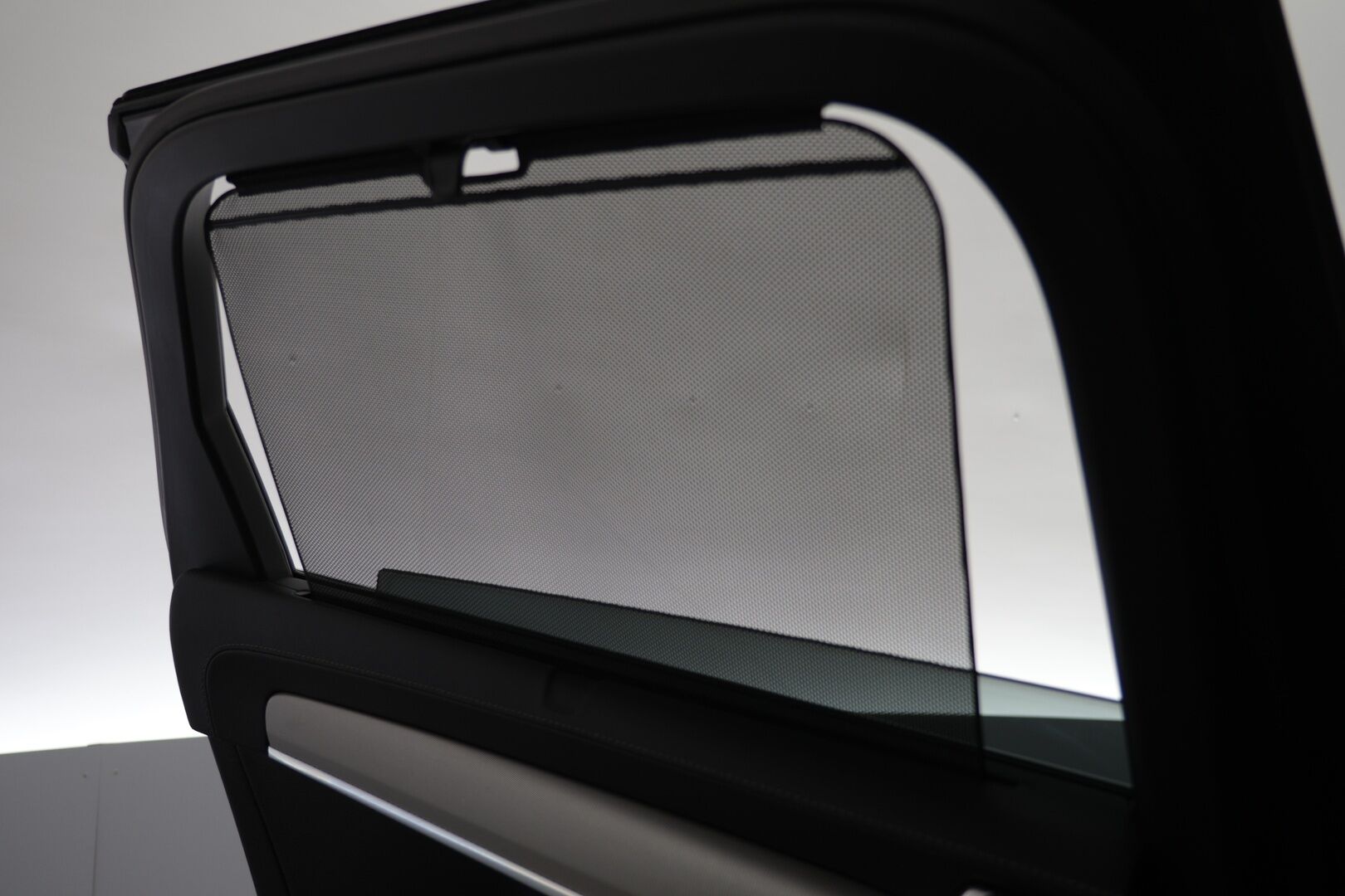 Volvo V90 2019 T8 AWD Inscription aut. - / HUD ! / Webasto ! / ACC ! / BLIS ! / P.Kamera ! / Muistipenkit !  / Koukku ! / Merkkihuollettu ! /
