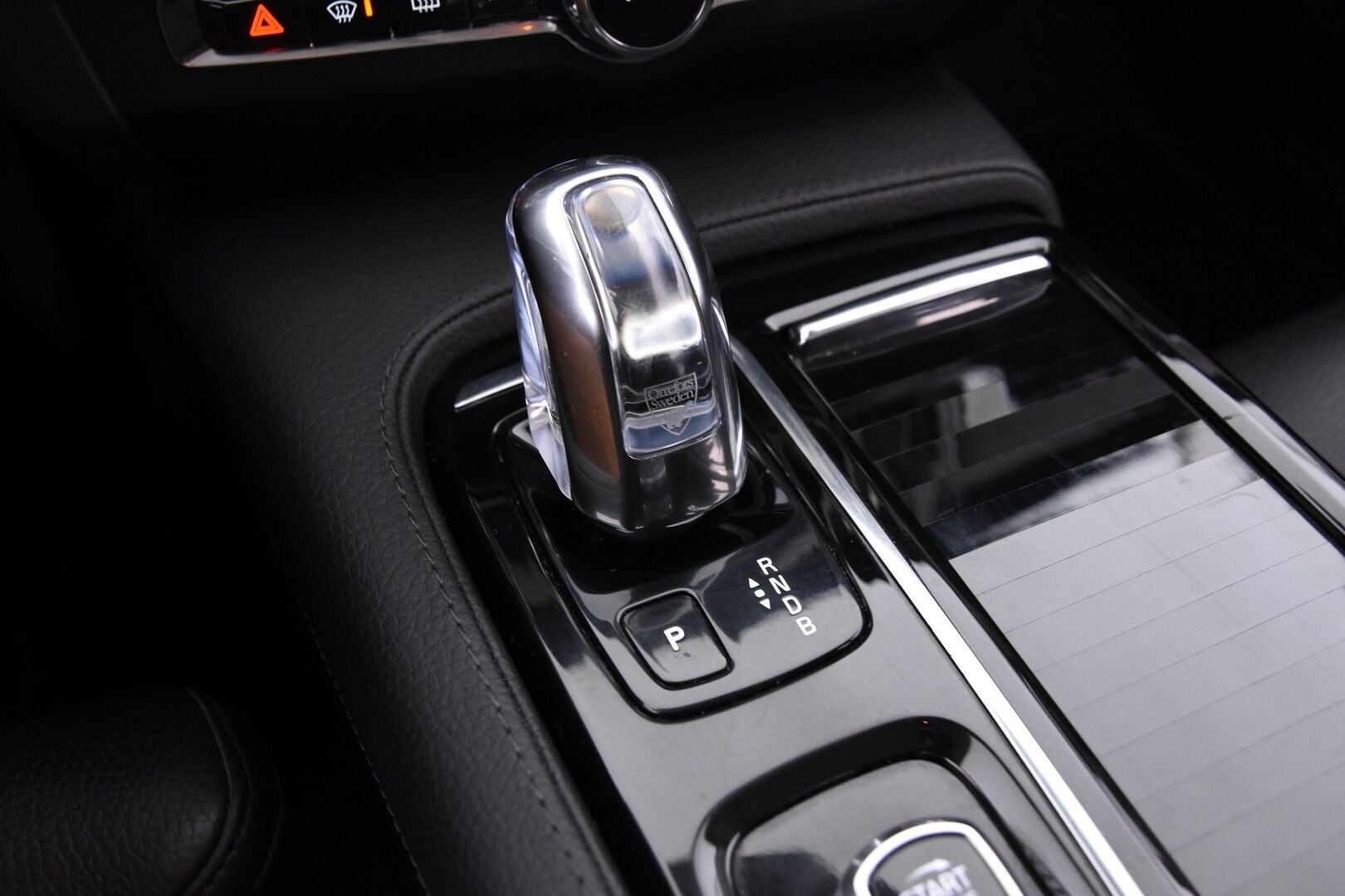 Volvo V90 2019 T8 AWD Inscription aut. - / HUD ! / Webasto ! / ACC ! / BLIS ! / P.Kamera ! / Muistipenkit !  / Koukku ! / Merkkihuollettu ! /