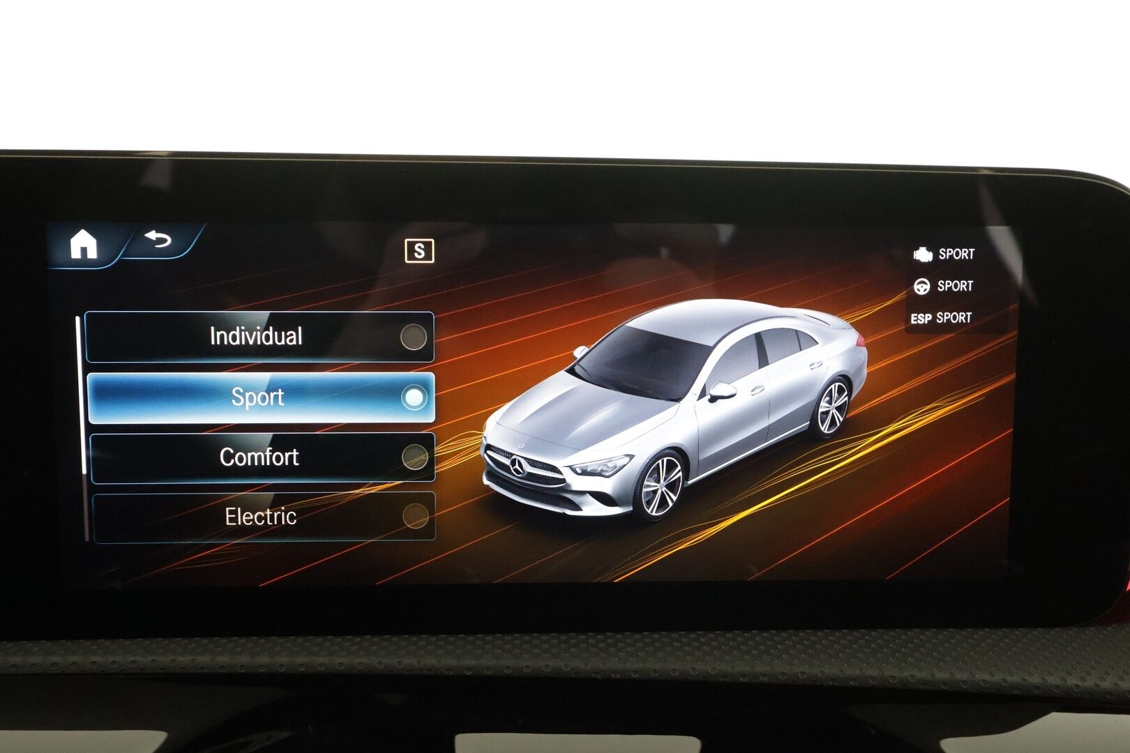 Mercedes-Benz CLA 2021 250 e A Business AMG EQ Power * Vakkari / P.kamera / Widescreen / Sporttipenkit / IHC / Kaistavahti / Navi * - Akku kuntotarkastettu SoH 94,6%