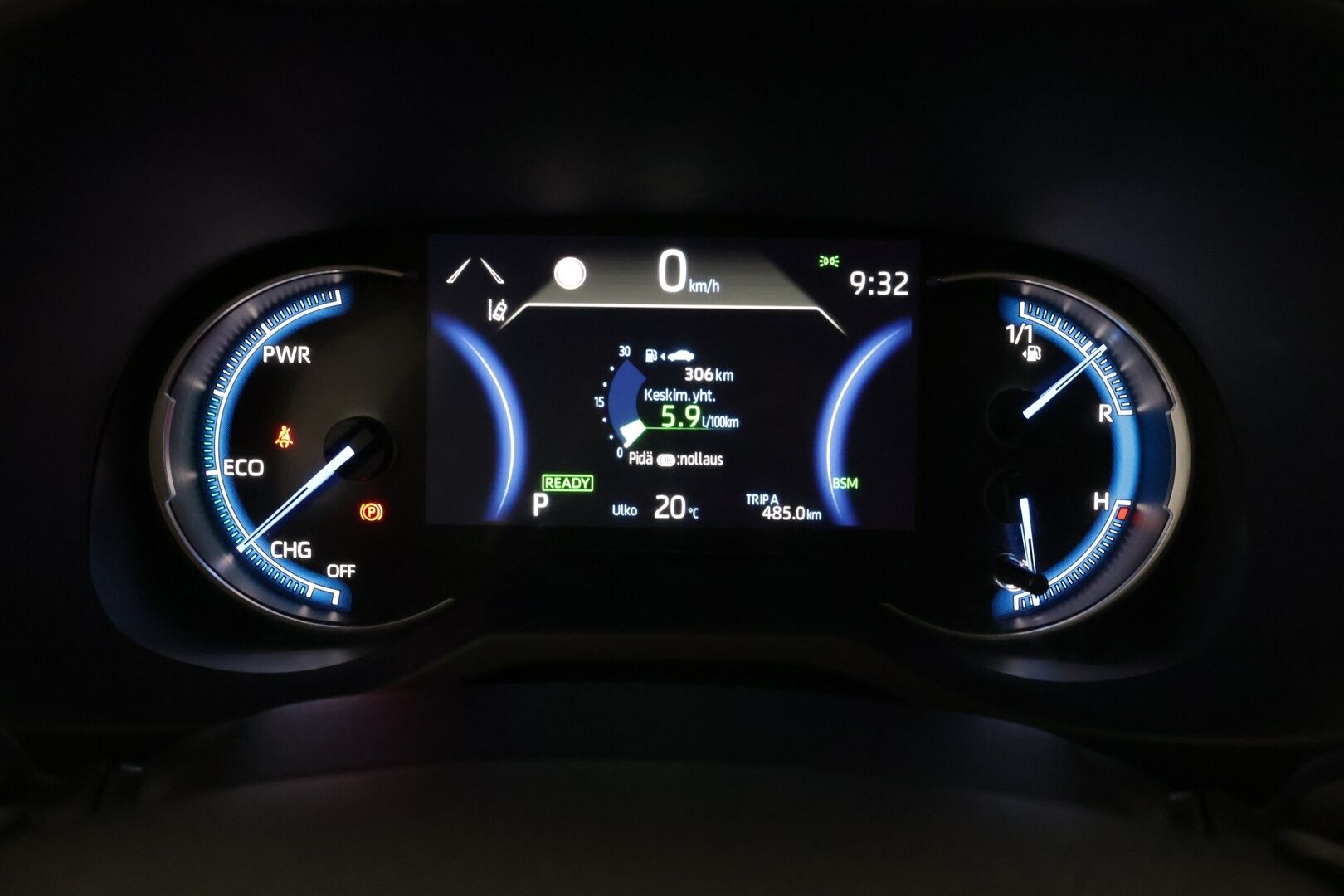 Toyota RAV4 2021 2,5 Hybrid AWD-i Premium - 3,99 % KORKOTARJOUS TÄHÄN AUTOON - * Suomi-auto / WEBASTO / 360°/ JBL / LED / Carplay / ACC / Navi / Digi taustapeili *