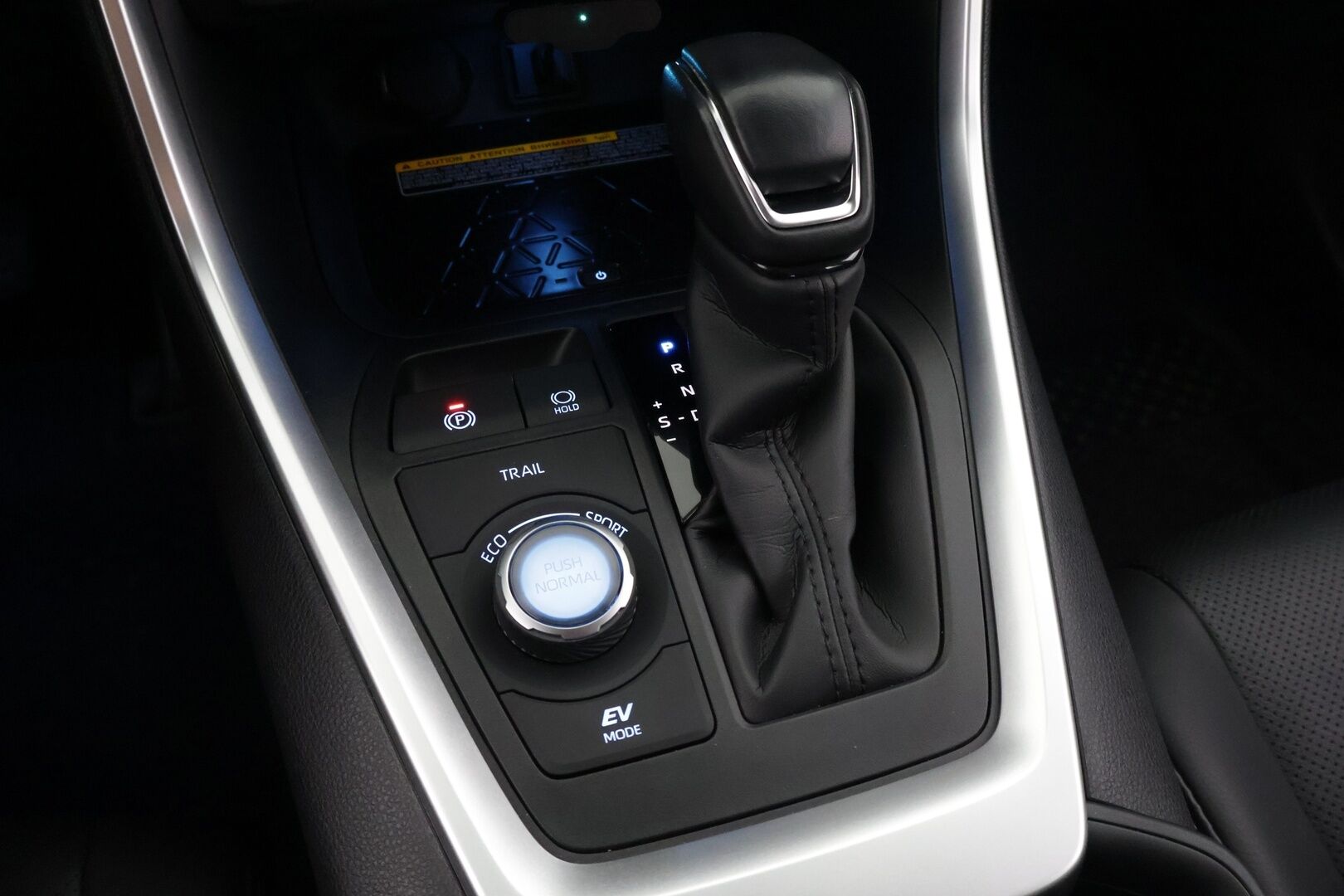 Toyota RAV4 2021 2,5 Hybrid AWD-i Premium - 3,99 % KORKOTARJOUS TÄHÄN AUTOON - * Suomi-auto / WEBASTO / 360°/ JBL / LED / Carplay / ACC / Navi / Digi taustapeili *