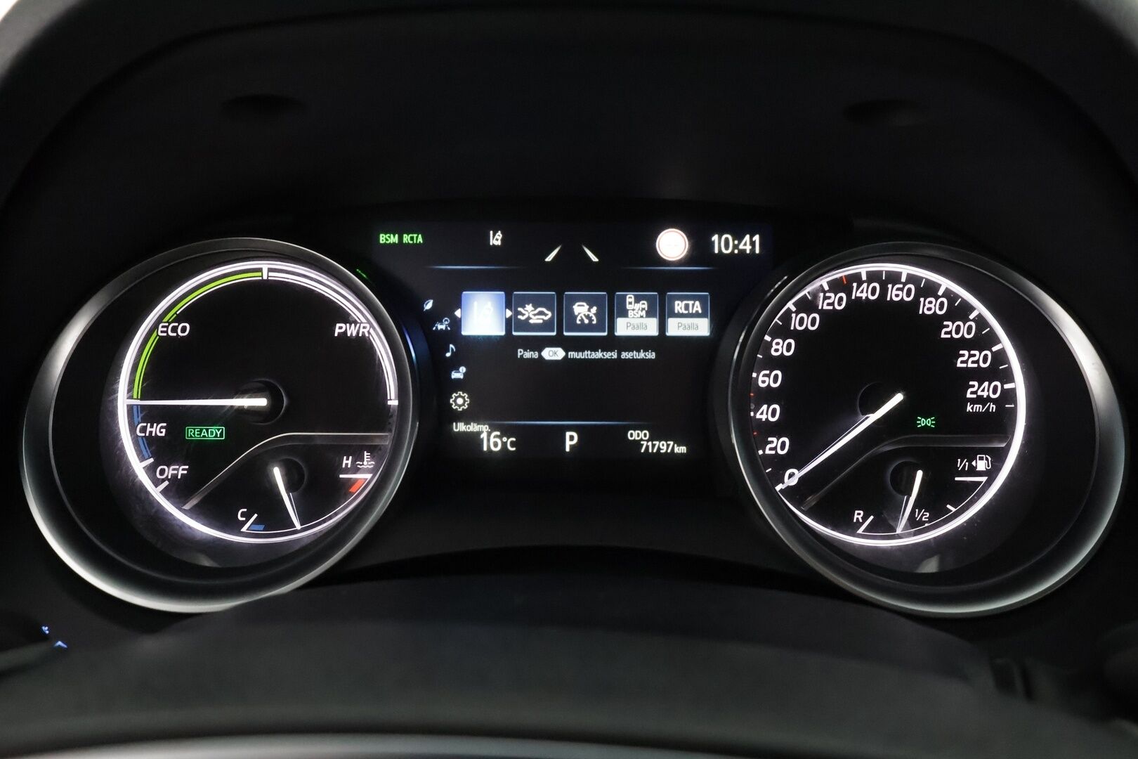 Toyota Camry 2021 2,5 Hybrid Style - | ACC | Nahkaverhoilu | Sähköpenkit | Navi | P.kamera | BSM | Keyless | Lämm. ratti | LED | Apple & Android | 1-om suomiauto | 2x renkaat aluin | 