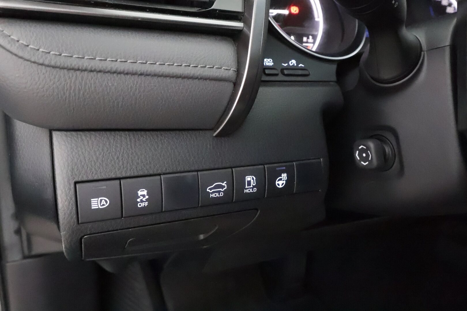 Toyota Camry 2021 2,5 Hybrid Style - | ACC | Nahkaverhoilu | Sähköpenkit | Navi | P.kamera | BSM | Keyless | Lämm. ratti | LED | Apple & Android | 1-om suomiauto | 2x renkaat aluin | 