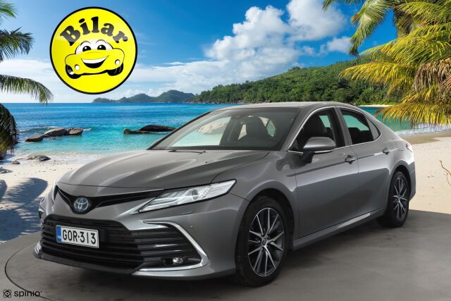 Toyota Camry 2021