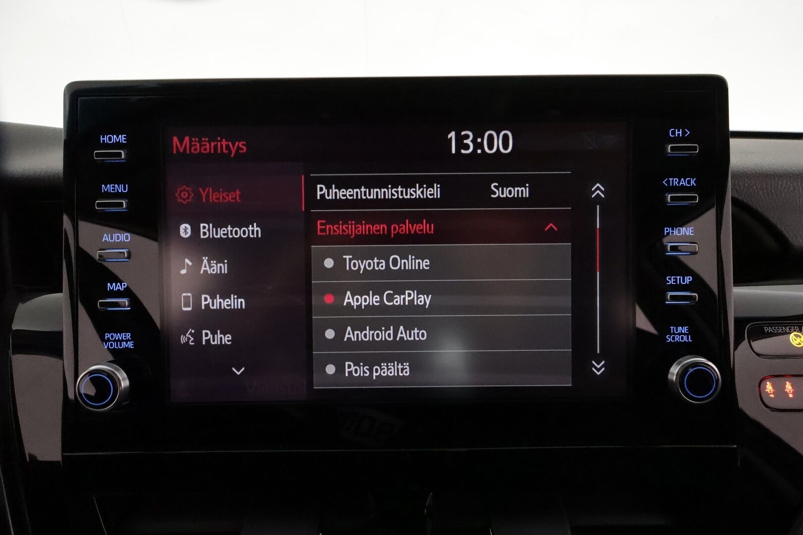 Toyota Camry 2021 2,5 Hybrid Style *ACC / P.kamera / Bi-LED / Lohkolämmitin / Sähköpenkit / Navi / Apple&Android* - Suomi-auto / Kahdet renkaat aluvanteilla / Merkkihuollettu