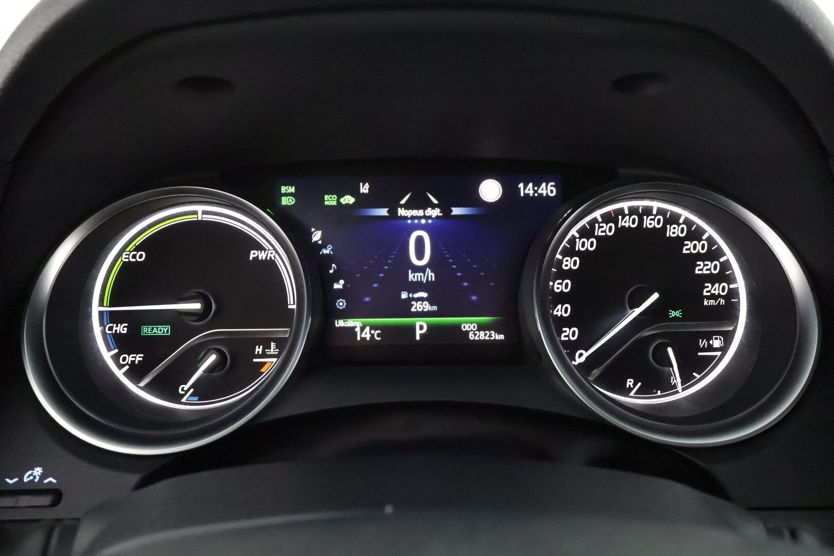 Toyota Camry 2021 2,5 Hybrid Style * ACC / Lohko+SIsä / Sähköpenkit / LED / Navi / P.kamera / Nahat / Keyless / Facelift / Ratinlämmitin * - Suomi-auto / Kahdet renkaat aluvanteilla / Merkkihuollettu - HULLUT AVAJAISHULINAT KORKOTARJOUS 3,29 %