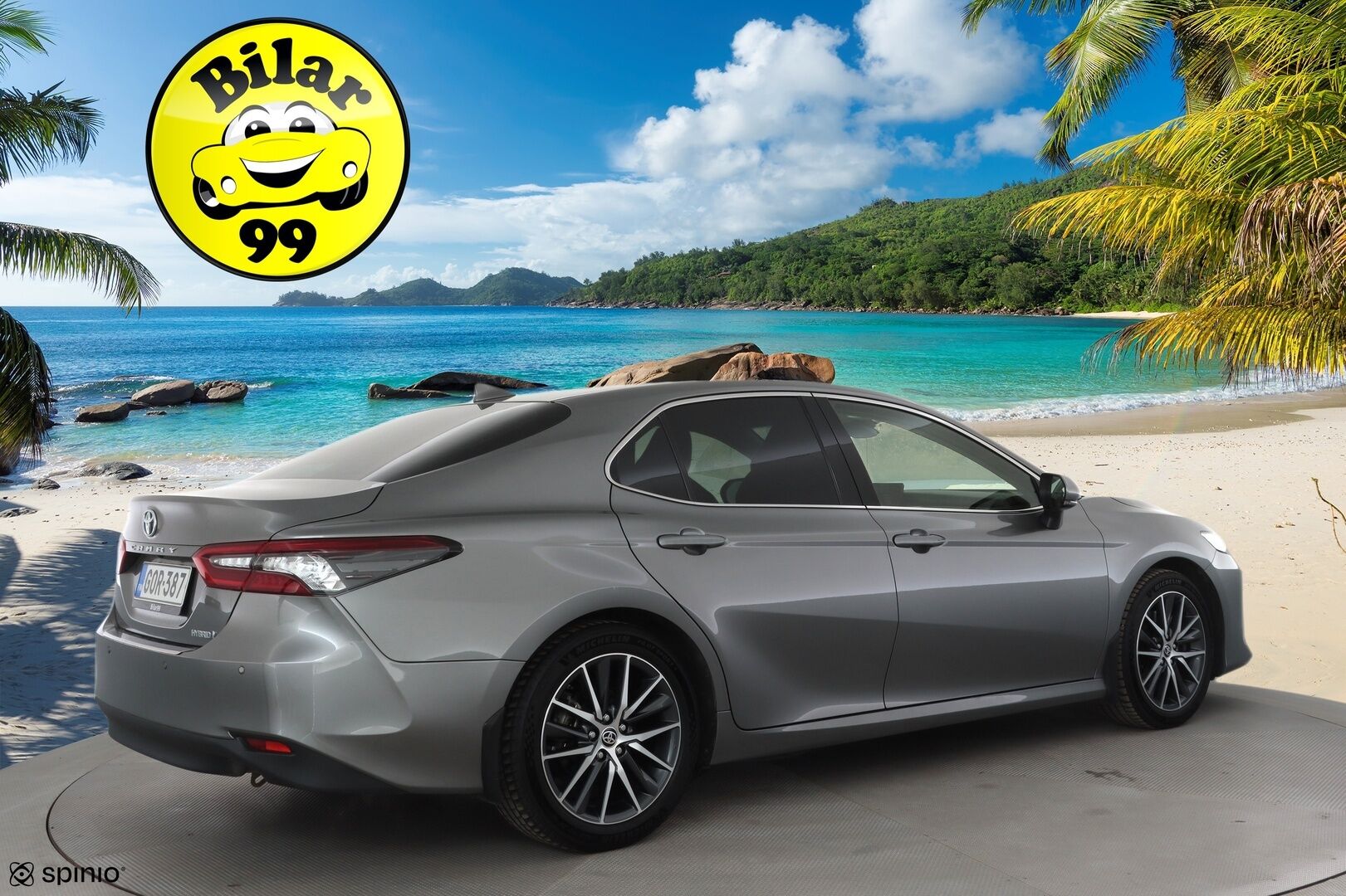 Toyota Camry 2021 2,5 Hybrid Style * ACC / Lohko+SIsä / Sähköpenkit / LED / Navi / P.kamera / Nahat / Keyless / Facelift / Ratinlämmitin * - Suomi-auto / Kahdet renkaat aluvanteilla / Merkkihuollettu - HULLUT AVAJAISHULINAT KORKOTARJOUS 3,29 %