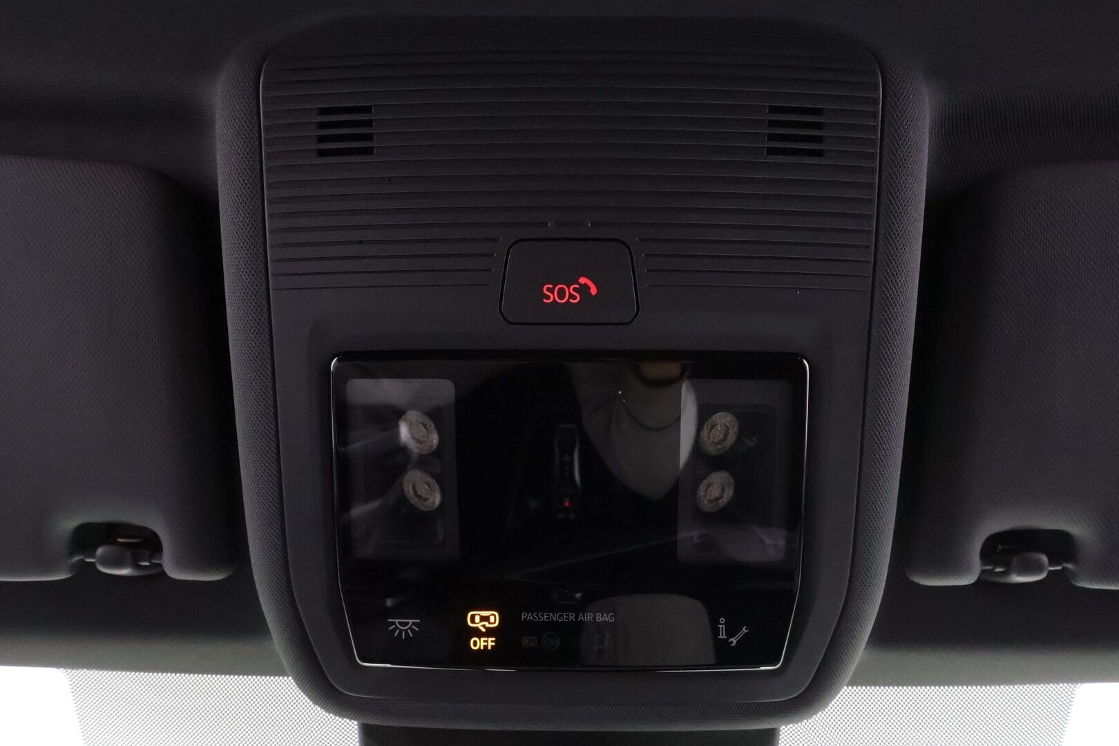 Audi Q4 e-tron 2021 40 e-tron * ACC / HUD / ILP / P.kamera / Matrix LED / Koukku / Sporttipenkit / Navi / Digimittaristo / Sähköluukku * - 1.Om Suomi-auto / Kahdet renkaat aluvanteilla / Merkkihuollettu