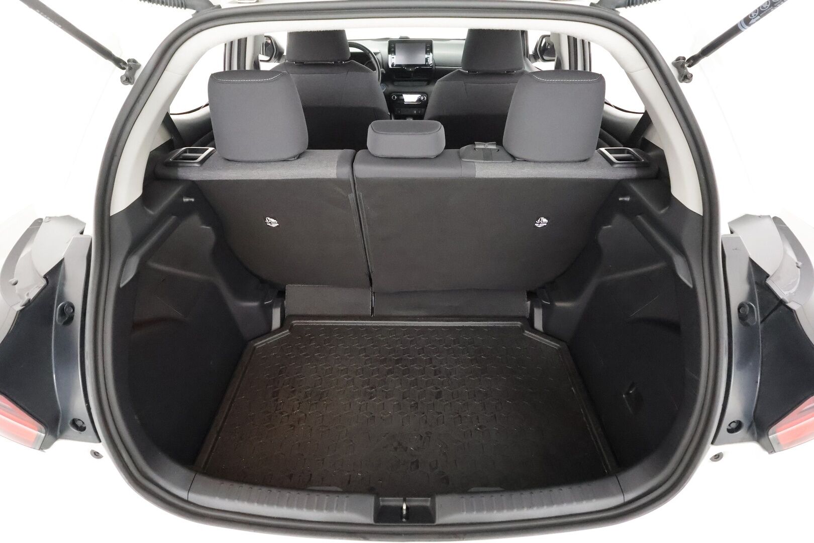 Toyota Yaris 2021 1,5 Hybrid Style - | ACC | LED | P.Kamera | Sisätilanlämmitin | Navi | Katveavustin | Kaistavahti | Keyless | Kahdet renkaat | Merkkihuollot | Suomi-auto |