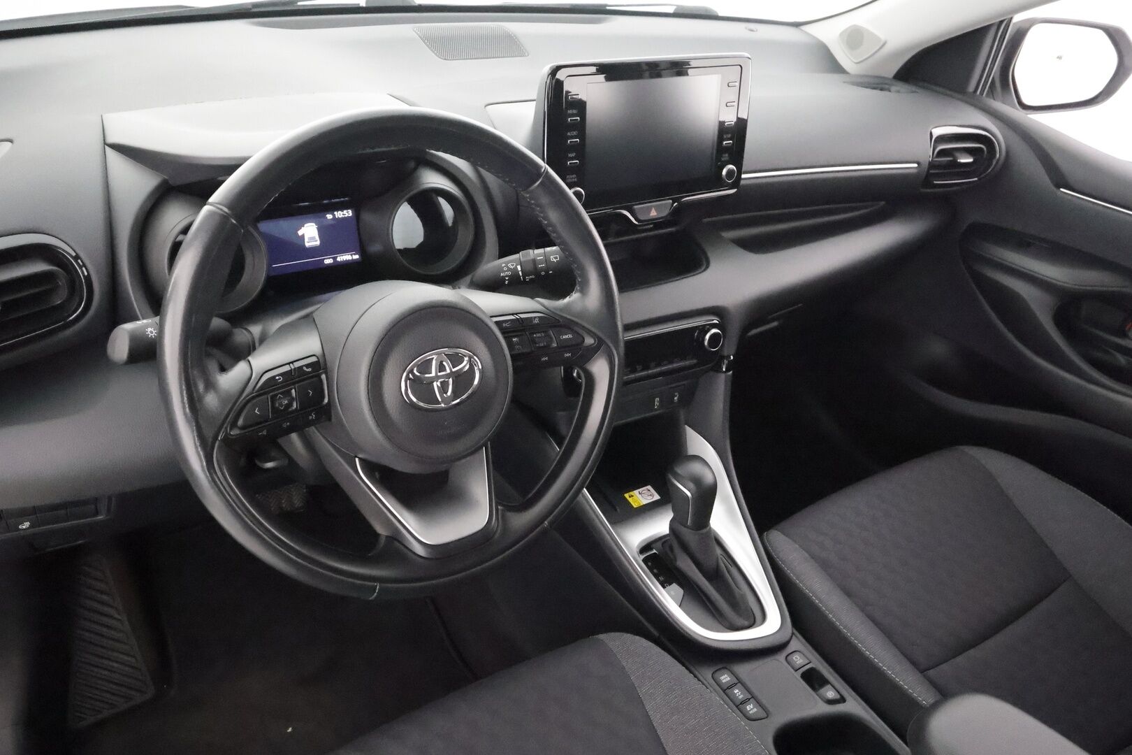 Toyota Yaris 2021 1,5 Hybrid Style - | ACC | LED | P.Kamera | Sisätilanlämmitin | Navi | Katveavustin | Kaistavahti | Keyless | Kahdet renkaat | Merkkihuollot | Suomi-auto |