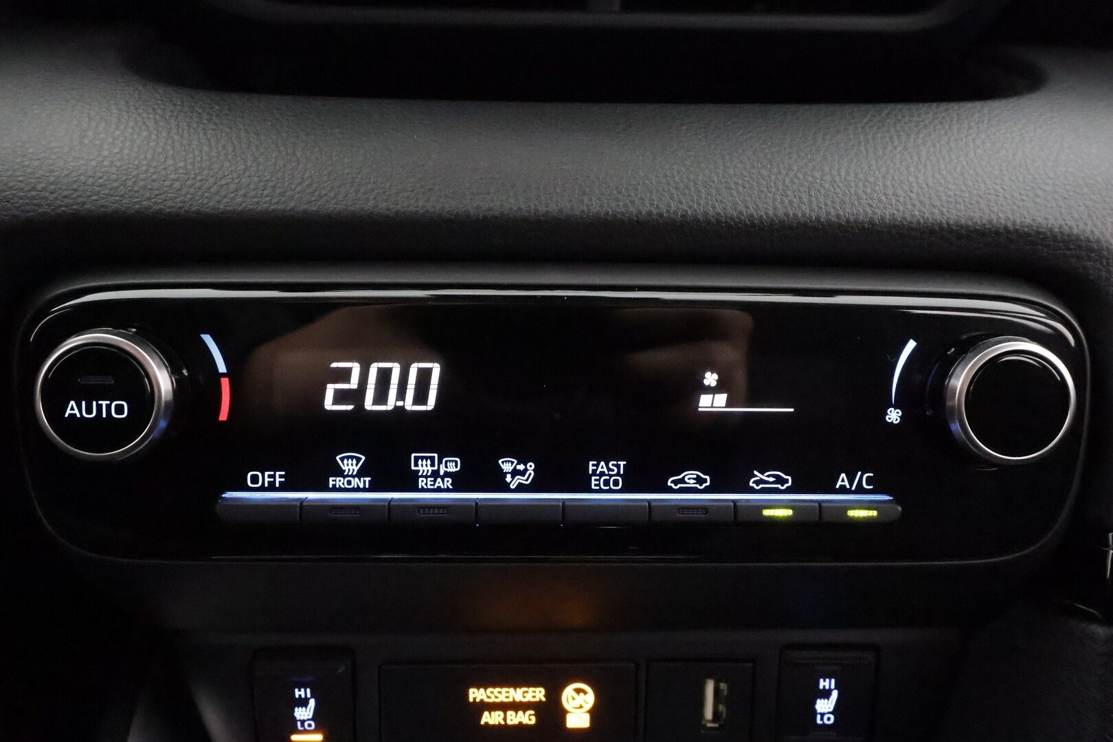 Toyota Yaris 2021 1,5 Hybrid Style - | ACC | LED | P.Kamera | Sisätilanlämmitin | Navi | Katveavustin | Kaistavahti | Keyless | Kahdet renkaat | Merkkihuollot | Suomi-auto |