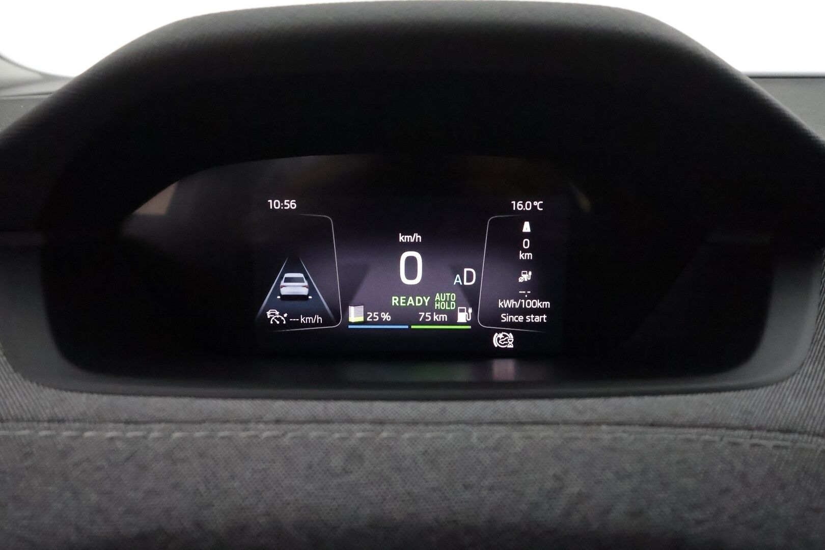Skoda Enyaq 2021 60 Launch Edition iV **ACC / ILP / P.kamera / Navi / LED / KeylessGo / Digimittaristo** - 1.Om Suomi-auto / Kahdet renkaat aluvanteilla 