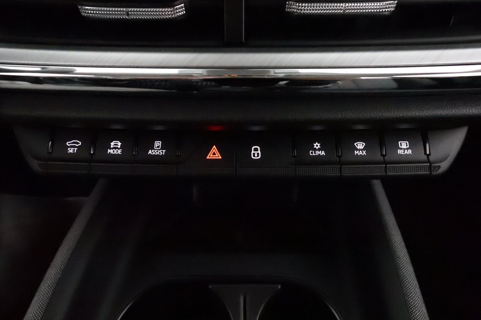 Skoda Enyaq 2021 60 Launch Edition iV **ACC / ILP / P.kamera / Navi / LED / KeylessGo / Digimittaristo** - 1.Om Suomi-auto / Kahdet renkaat aluvanteilla 